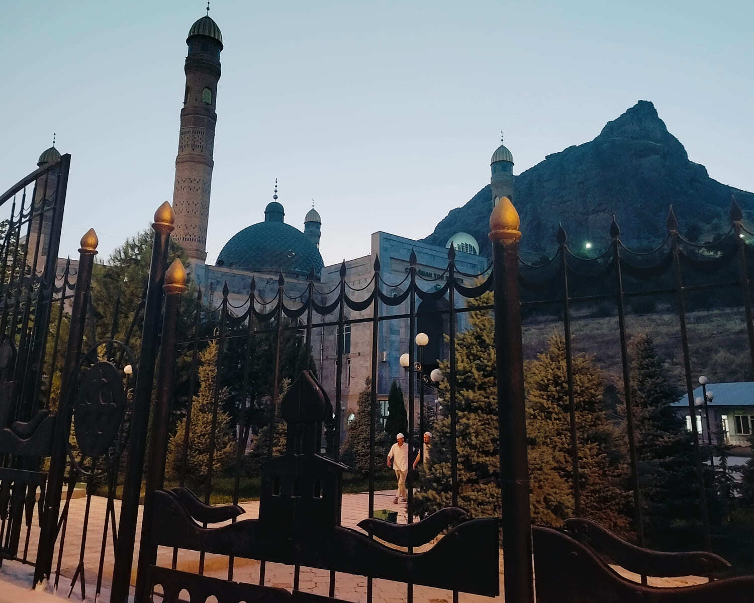 Восхождение на Пик Ленина