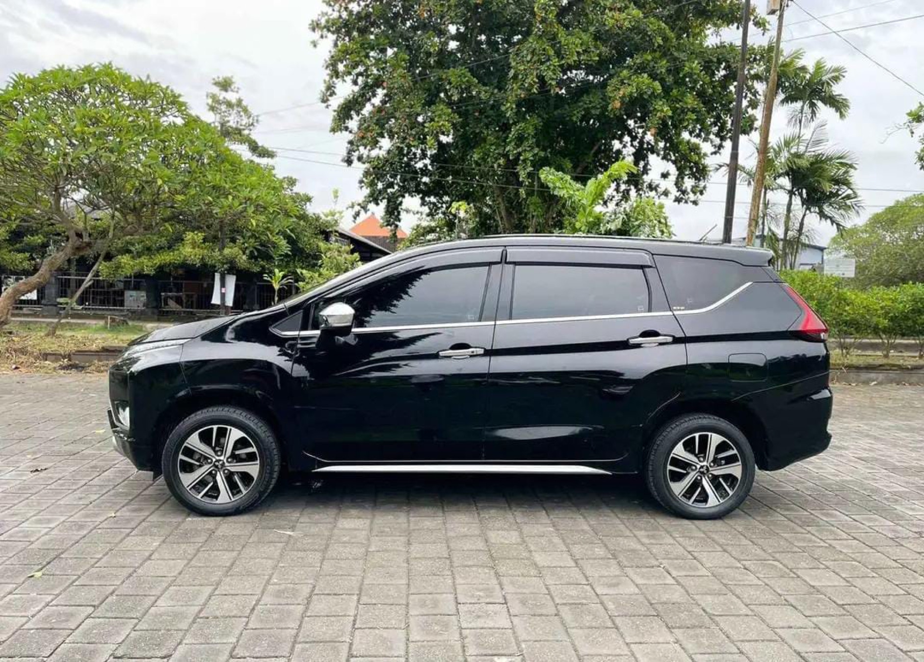 Синий огонь и восхождение на вулкан Иджен (2/22)