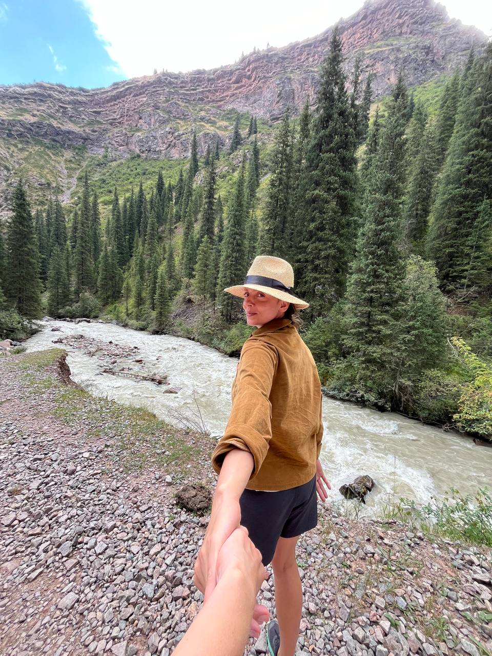 Кыргызстан. Экспедиция Иссык-куль и горные озера.  Йога и путешествие (14/47)