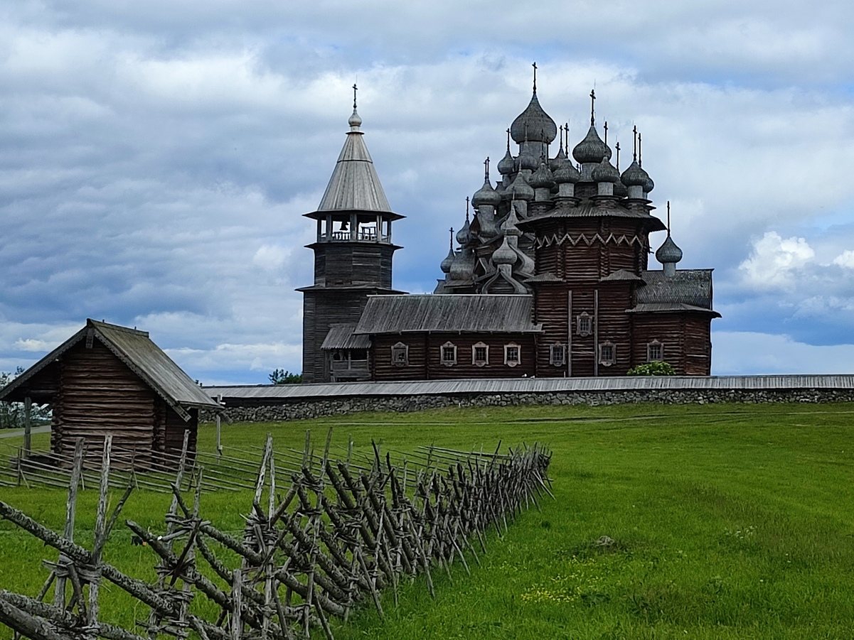 От Ладоги до Онеги: экскурсионный тур из Санкт-Петербурга