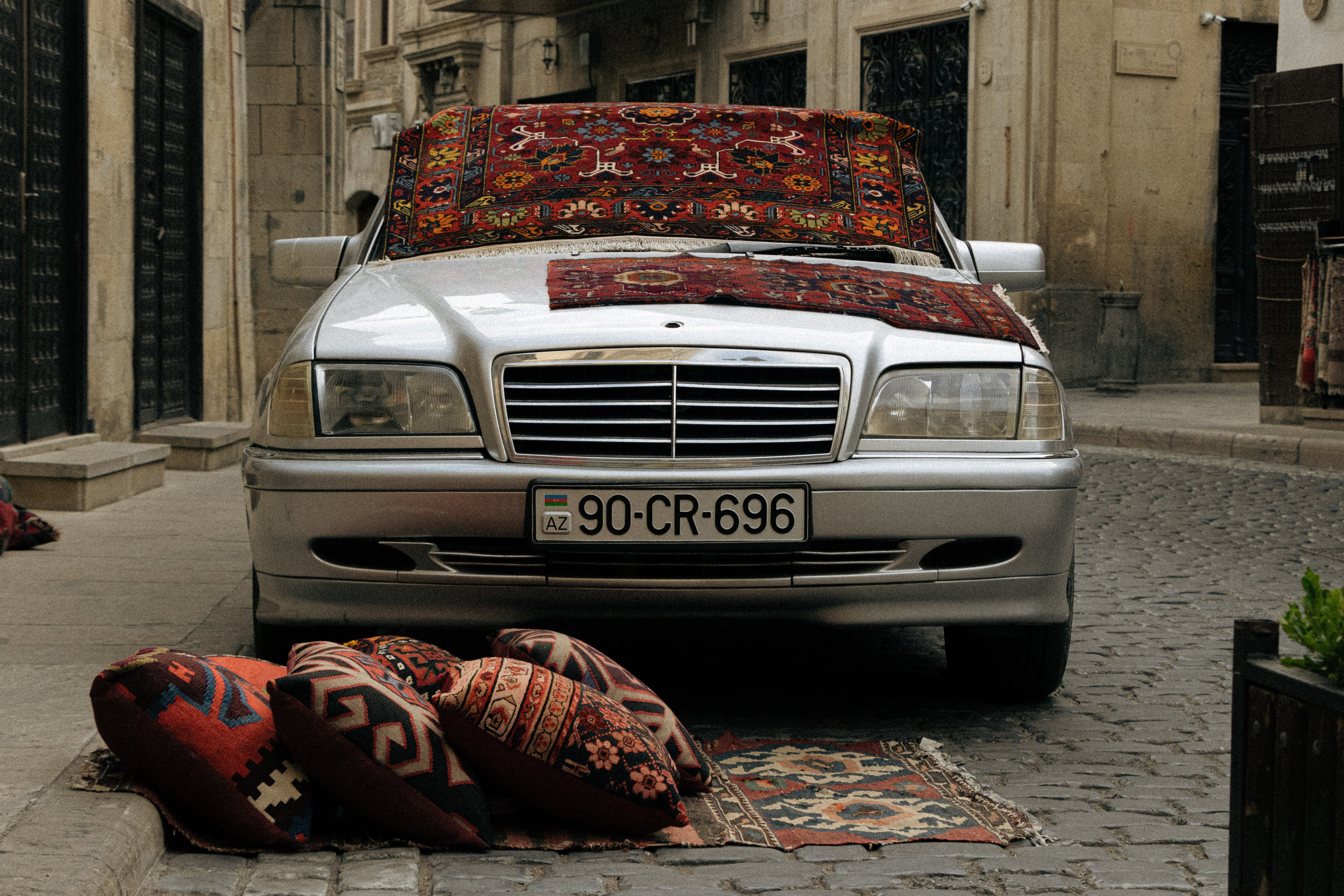 Комби-тур на майские: огненный Азербайджан + винная Грузия