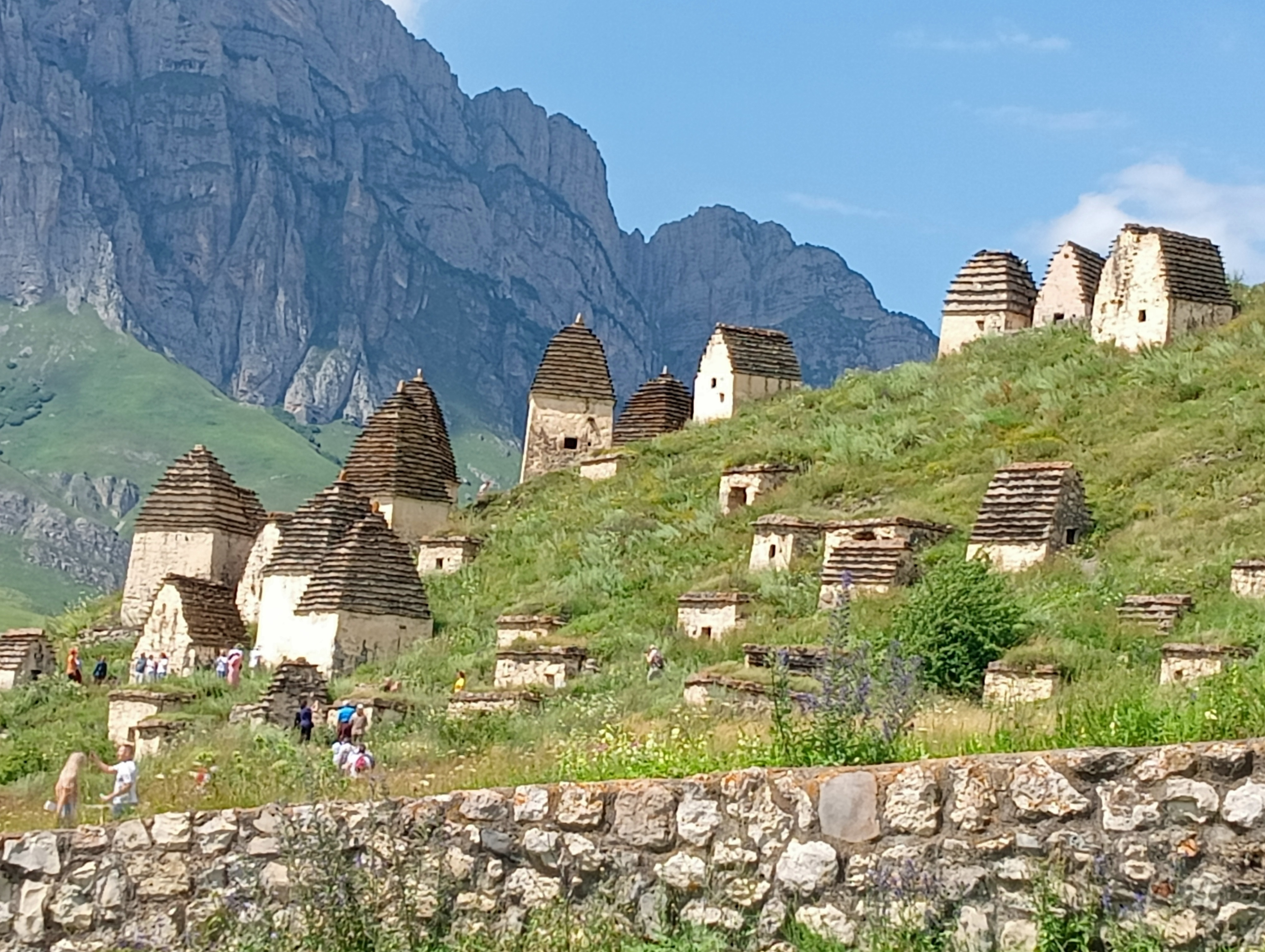 Мидаграбинские водопады - Даргавс - Кармадон