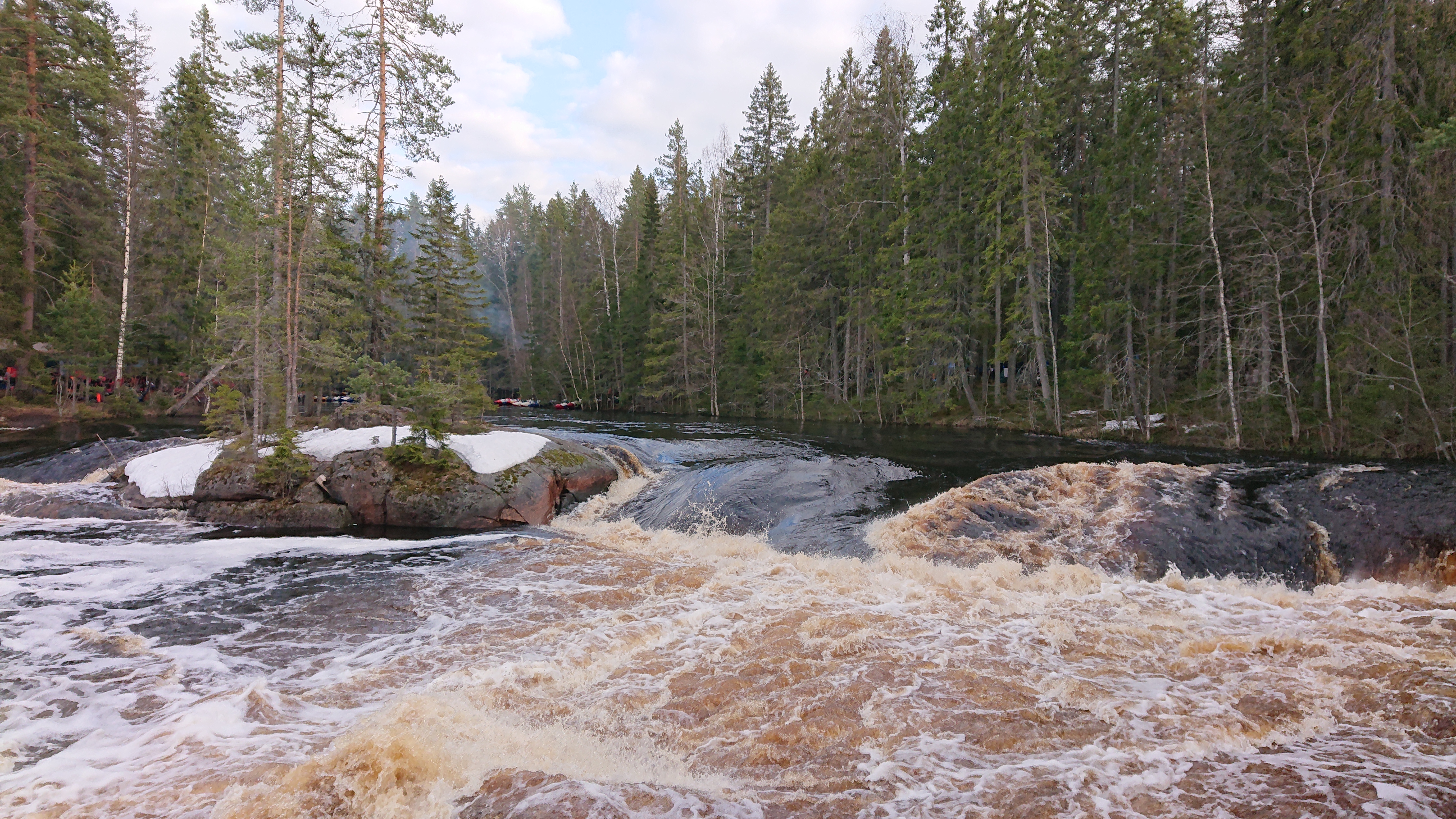 Майский сплав по Уксе