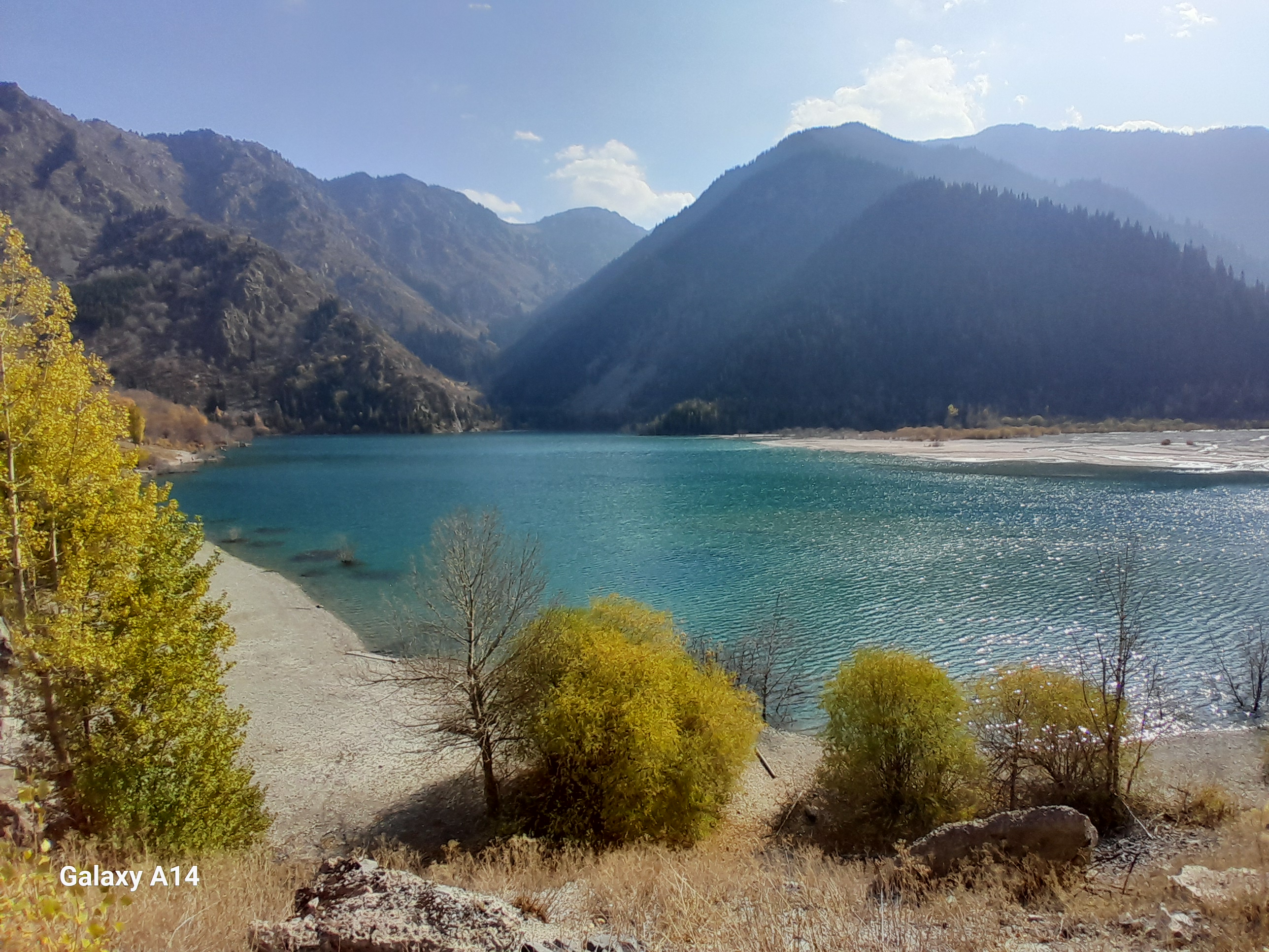 Однодневное путешествие из Алматы к озеру Иссык и в сердце Чарынского каньона (12/15)