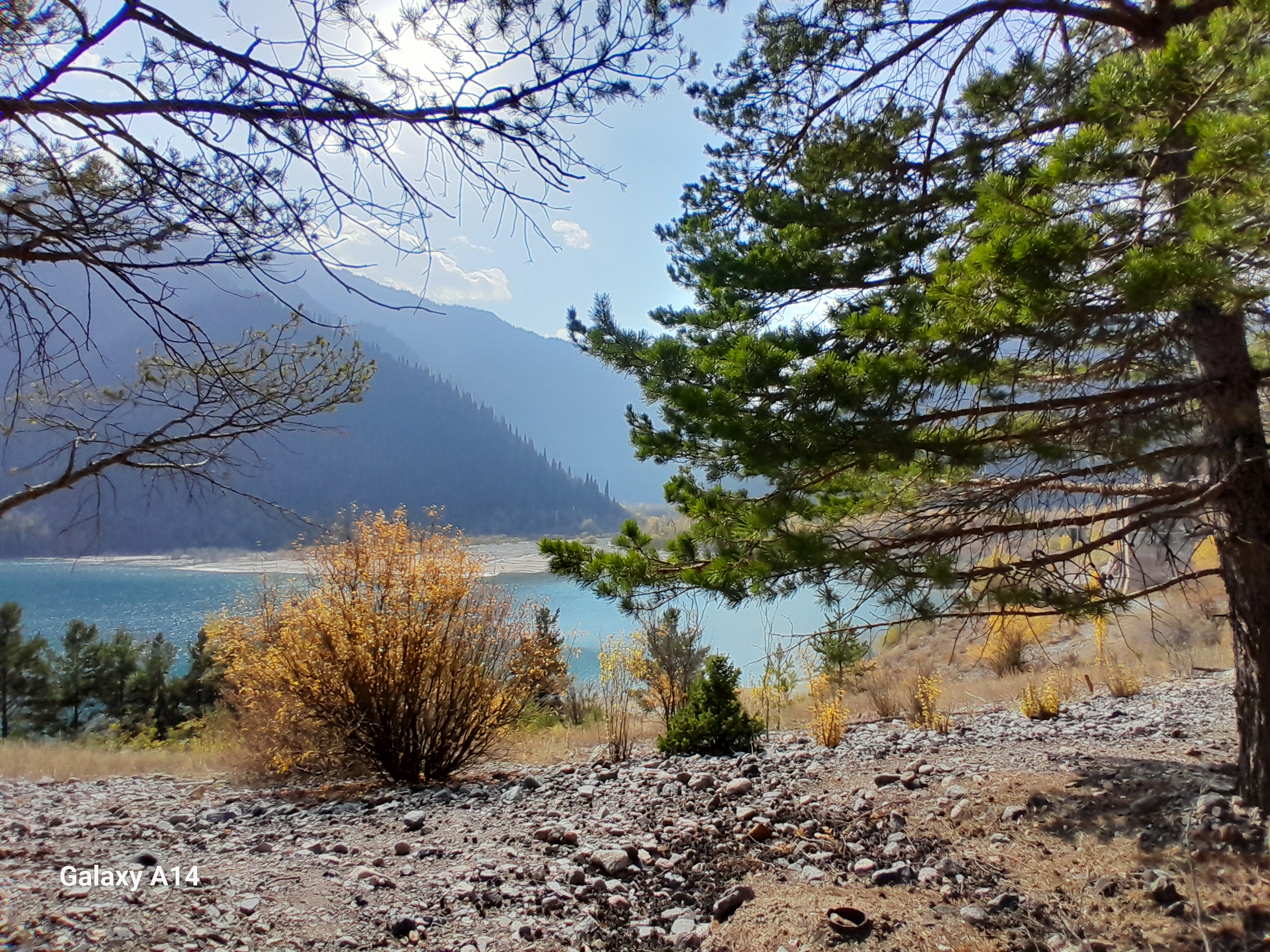 Однодневное путешествие из Алматы к озеру Иссык и в сердце Чарынского каньона (6/15)