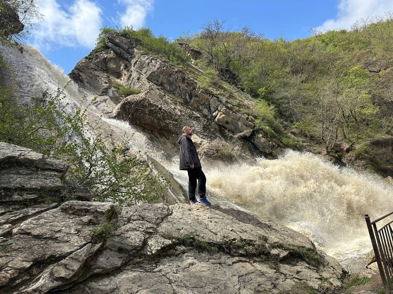 Древняя крепость, Хучнинский водопад и экраноплан Лунь выезд с Дербента (6/8)
