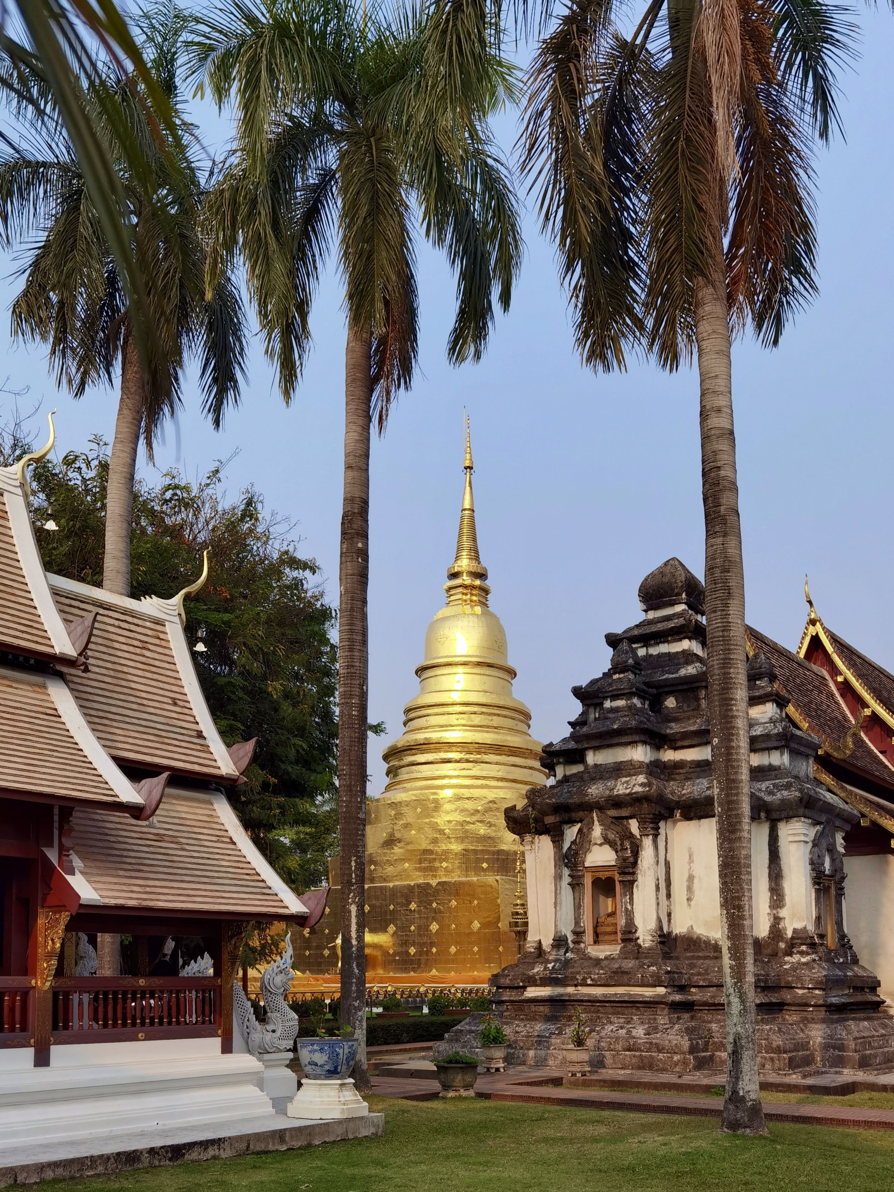 Чиангмай: от золота святынь к серебру искусства