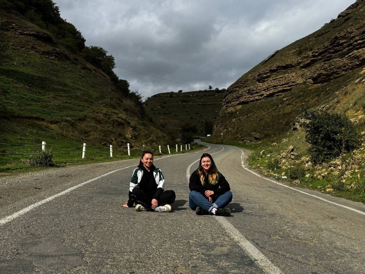 Древняя крепость, Хучнинский водопад и экраноплан Лунь выезд с Дербента (3/8)