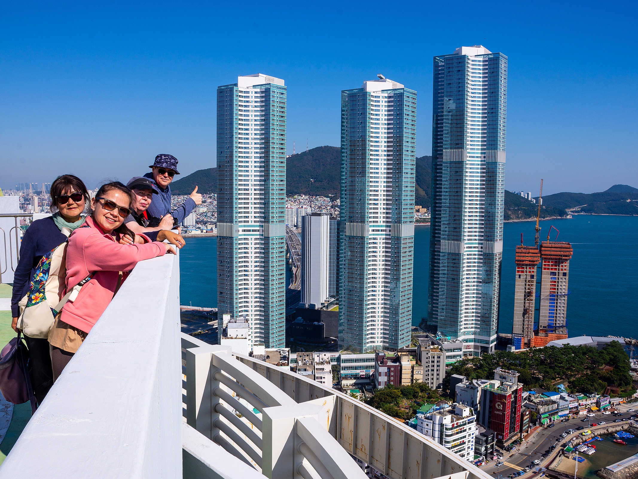 Южная Корея. Сакура в утренней свежести (20/34)