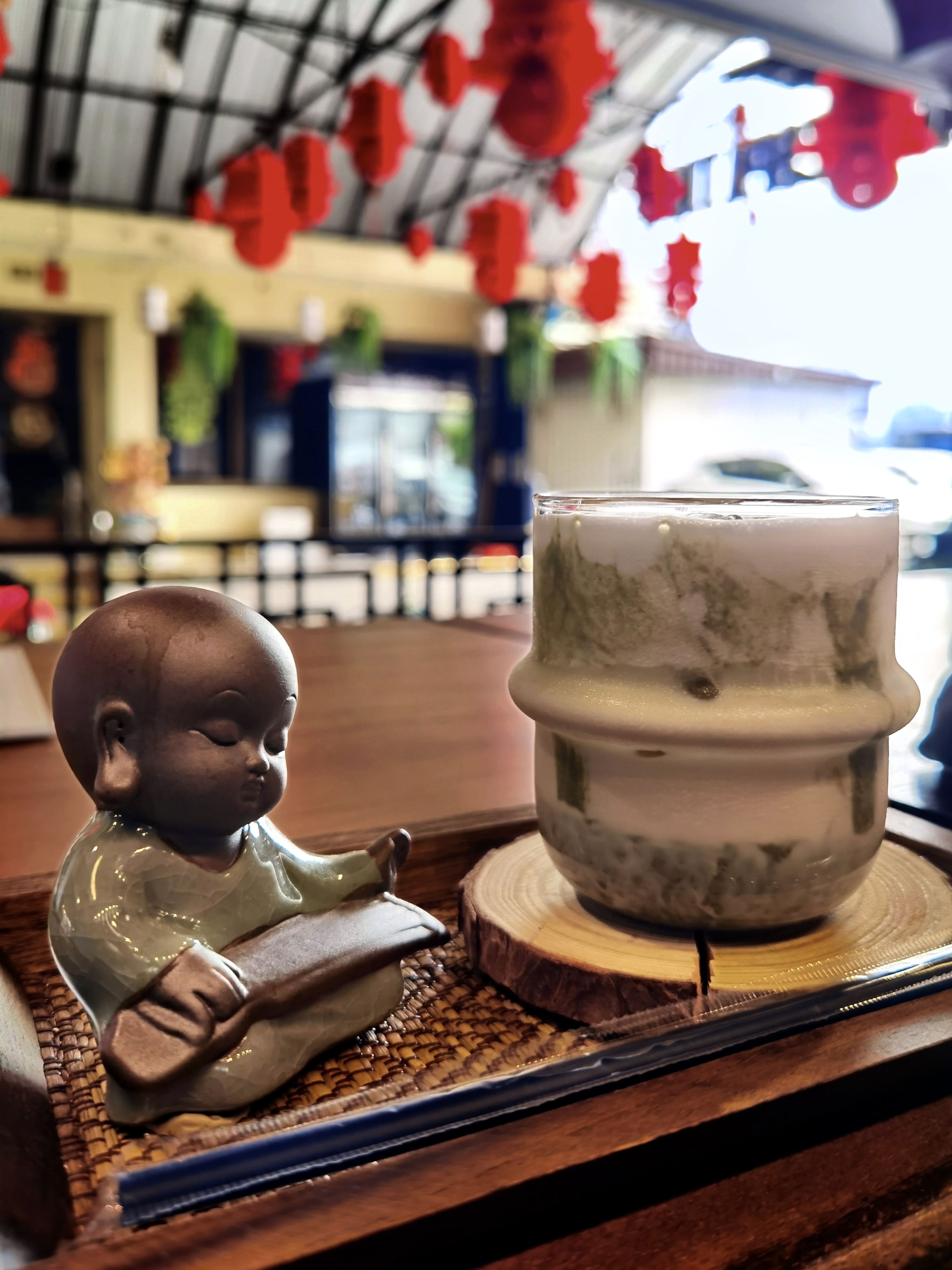 Из столичной суеты к северной столице