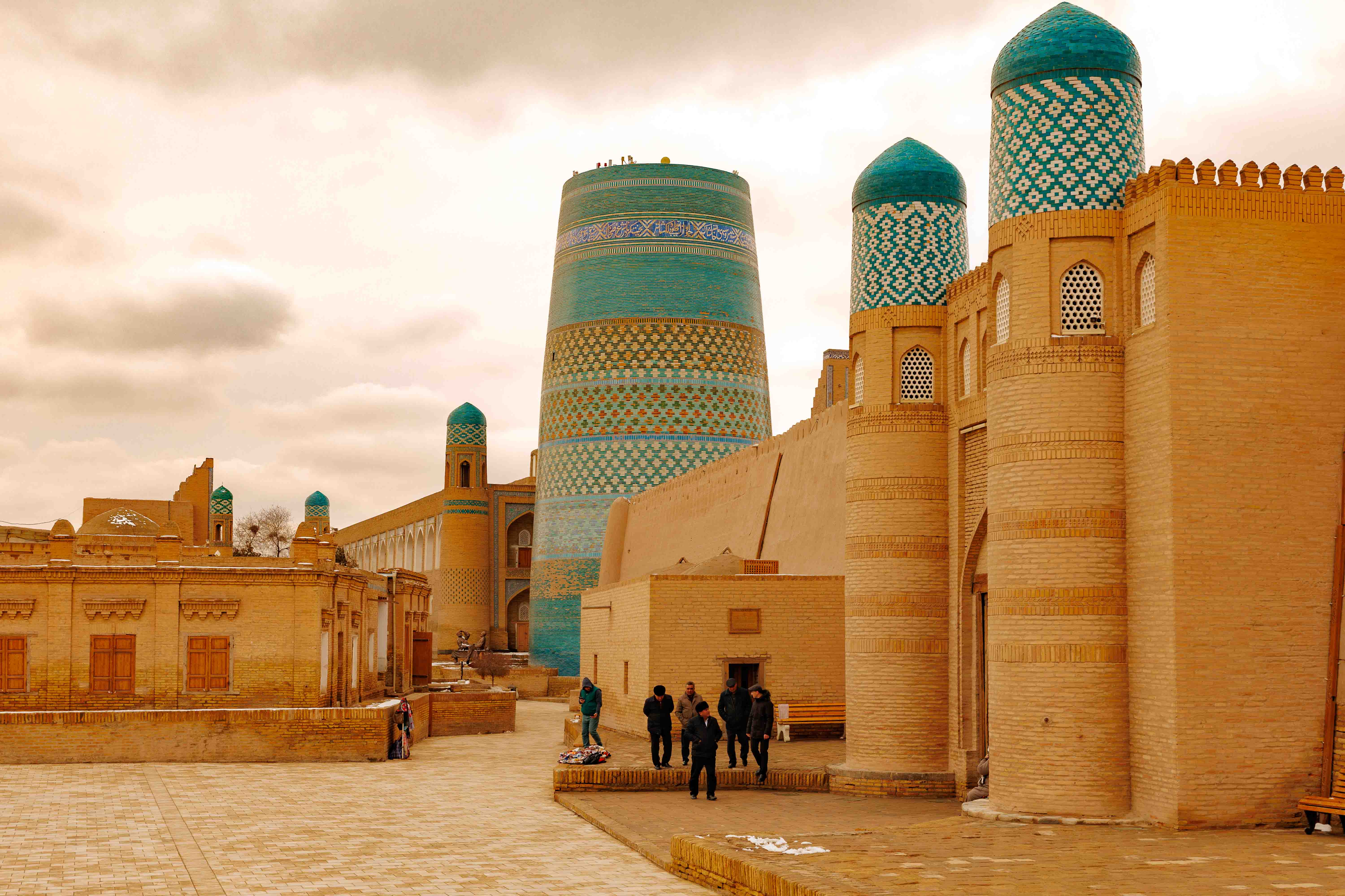 Самарканд, Бухара, Хива и семь озер Таджикистана