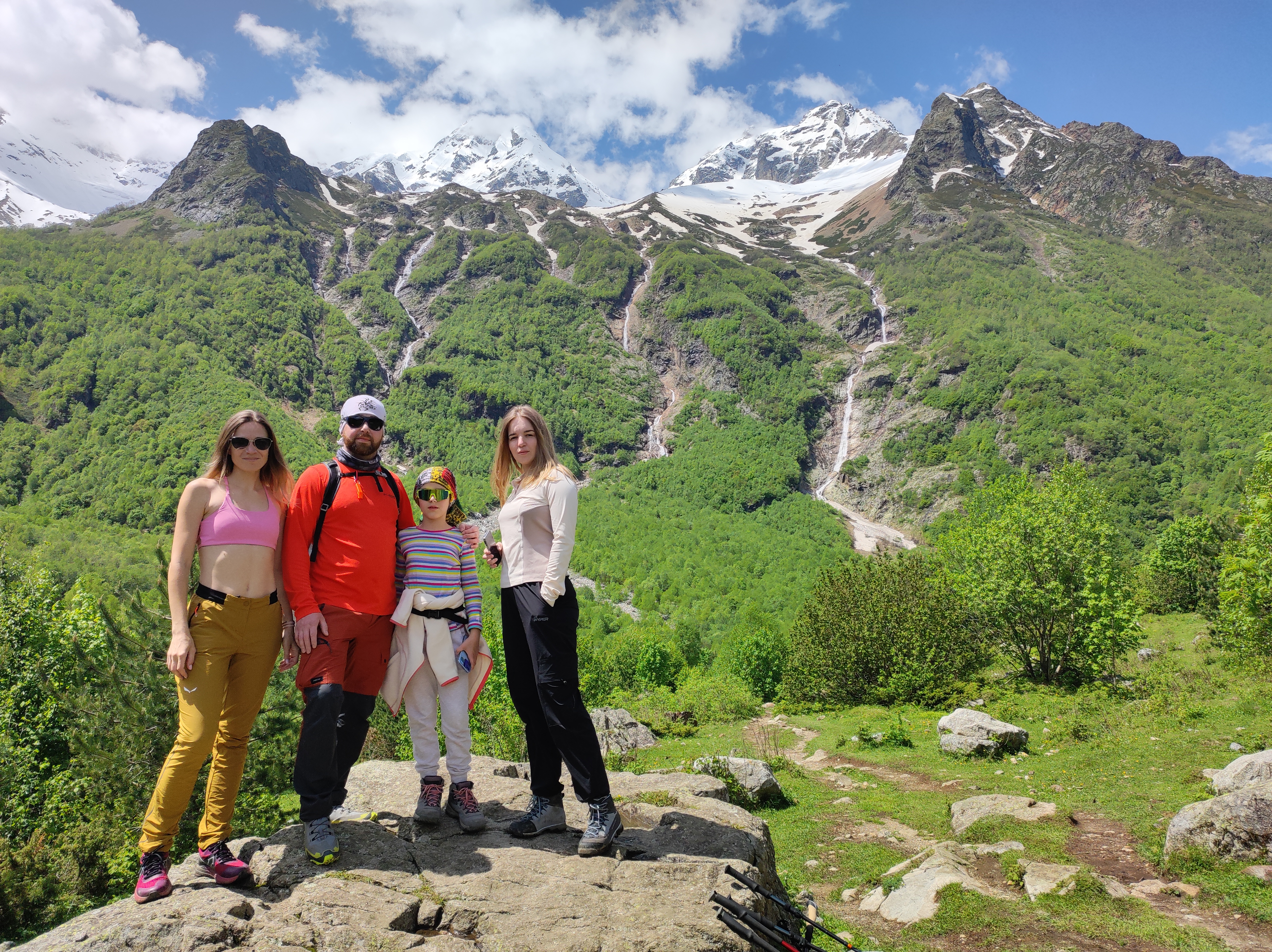 Дигорское ущелье: Горный лагерь в Северной Осетии (16/18)