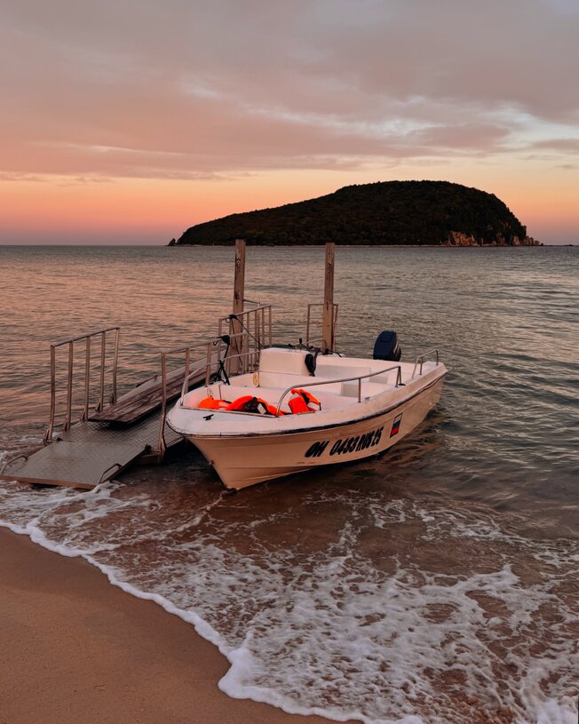 Приморский край. Заповедные острова, бухты и маяки (9/24)