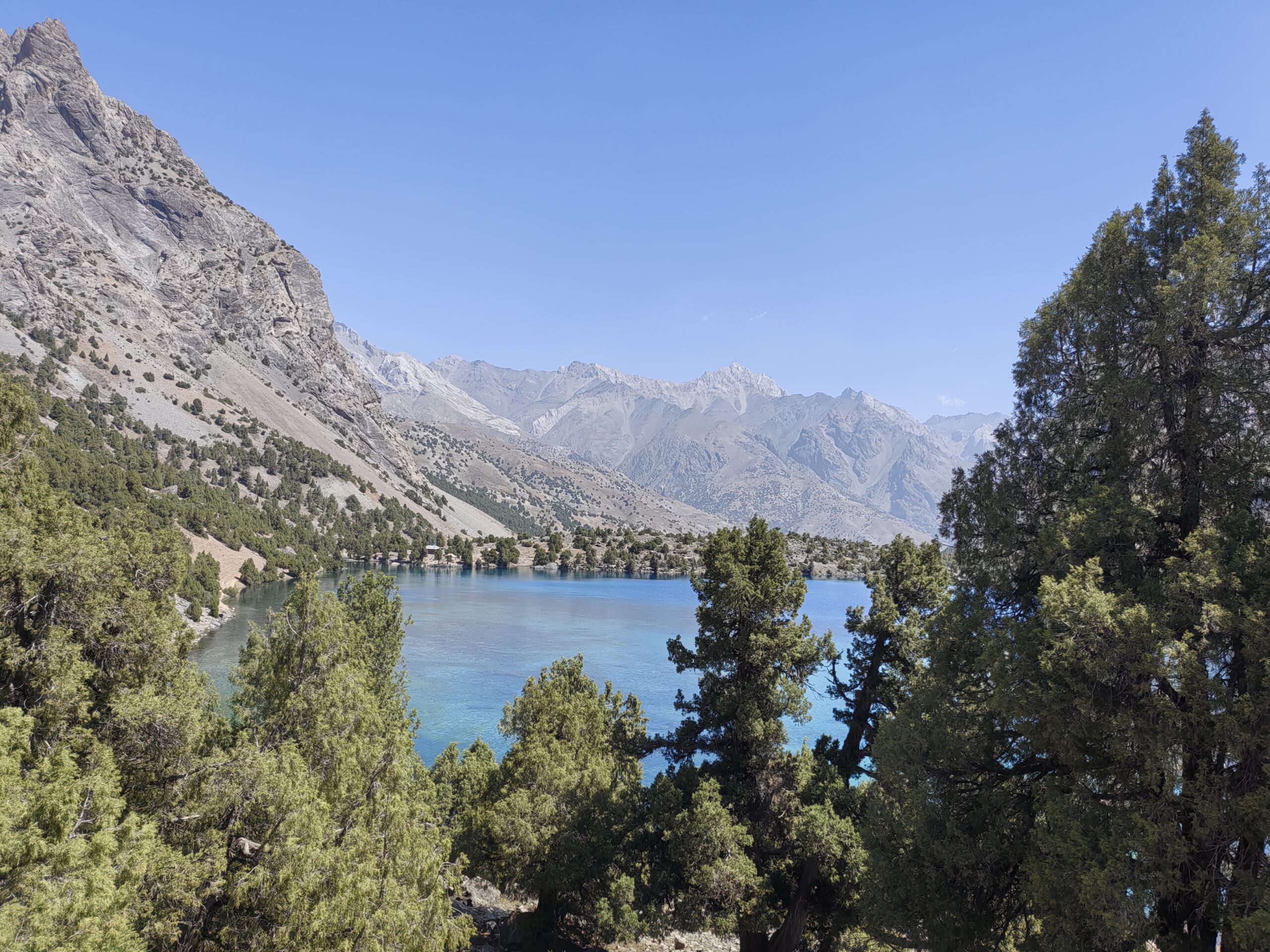 Фанские горы без рюкзаков — тур по Таджикистану (11/25)