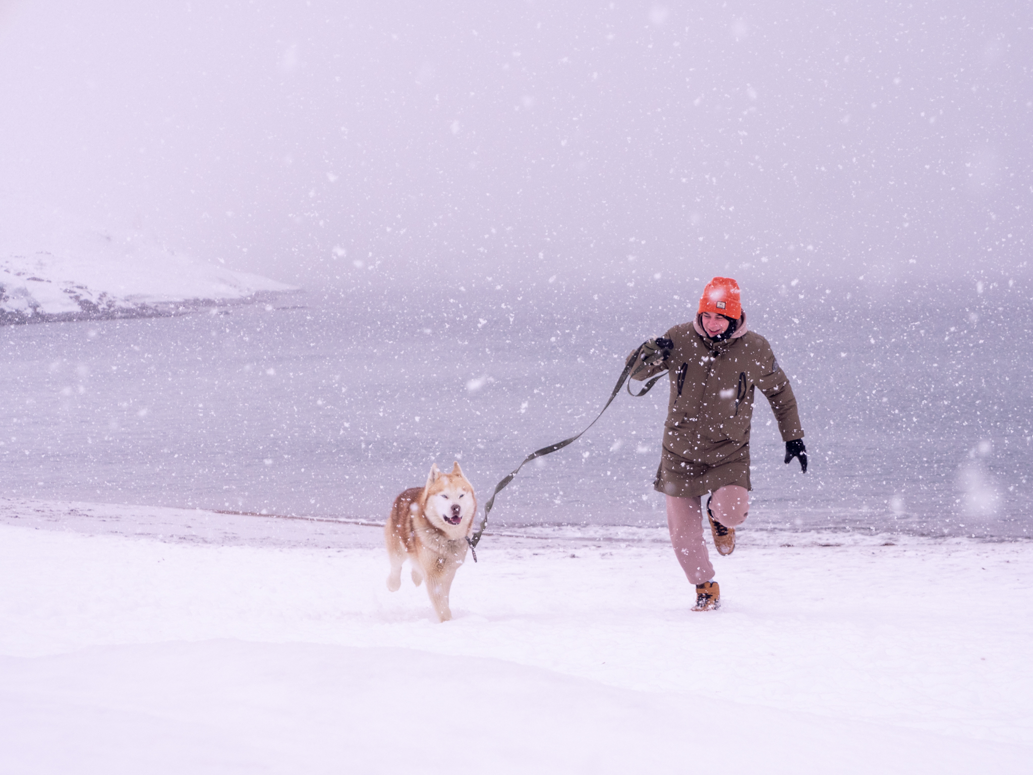 Териберка, Баренцево море и снегоходы вместе с фотографом (107/114)