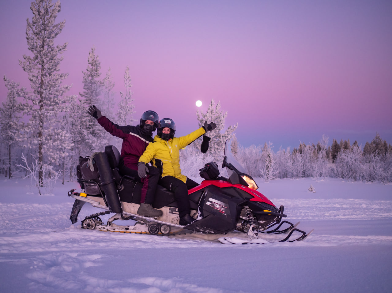 Снегоходные приключения с баней, обедом и фотосессией