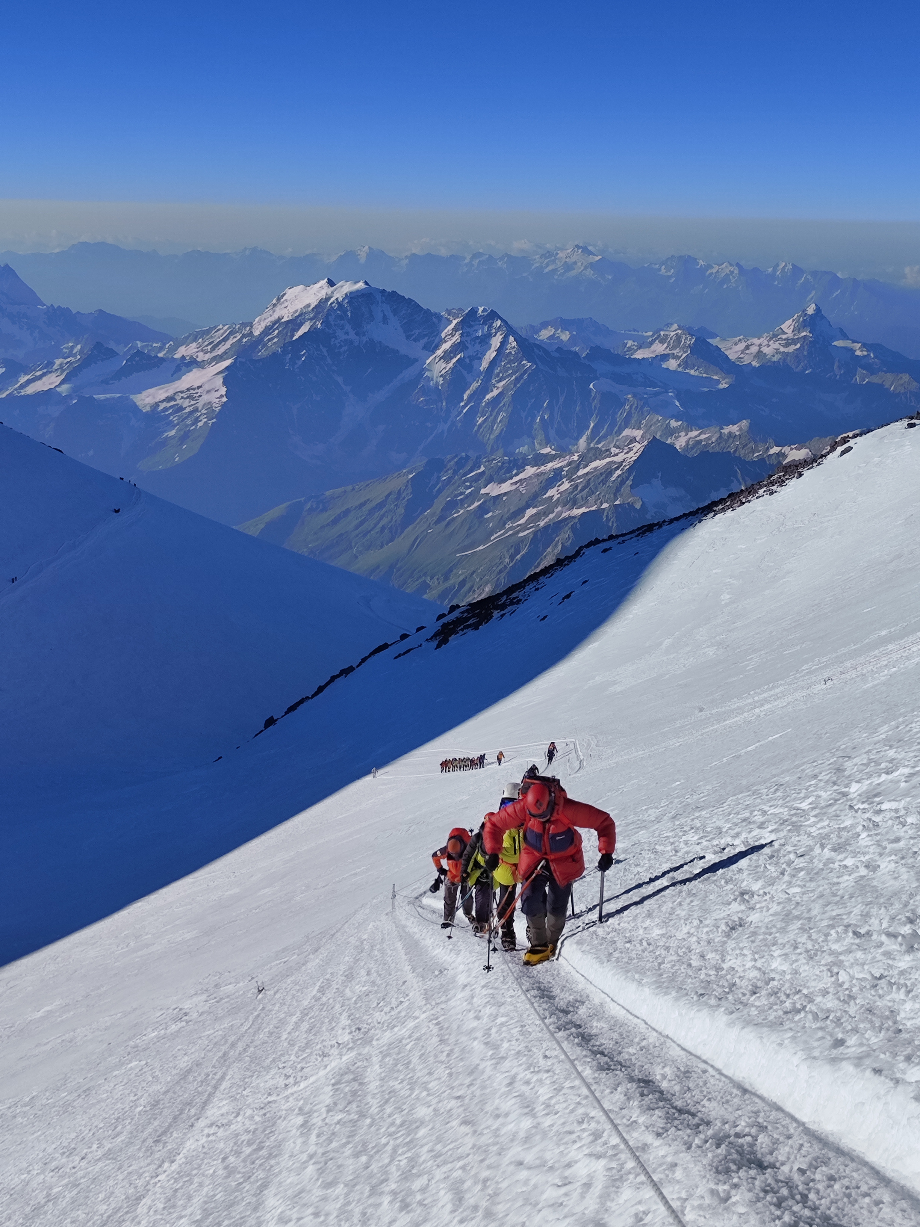 Восхождение на Эльбрус с юга (9/9)