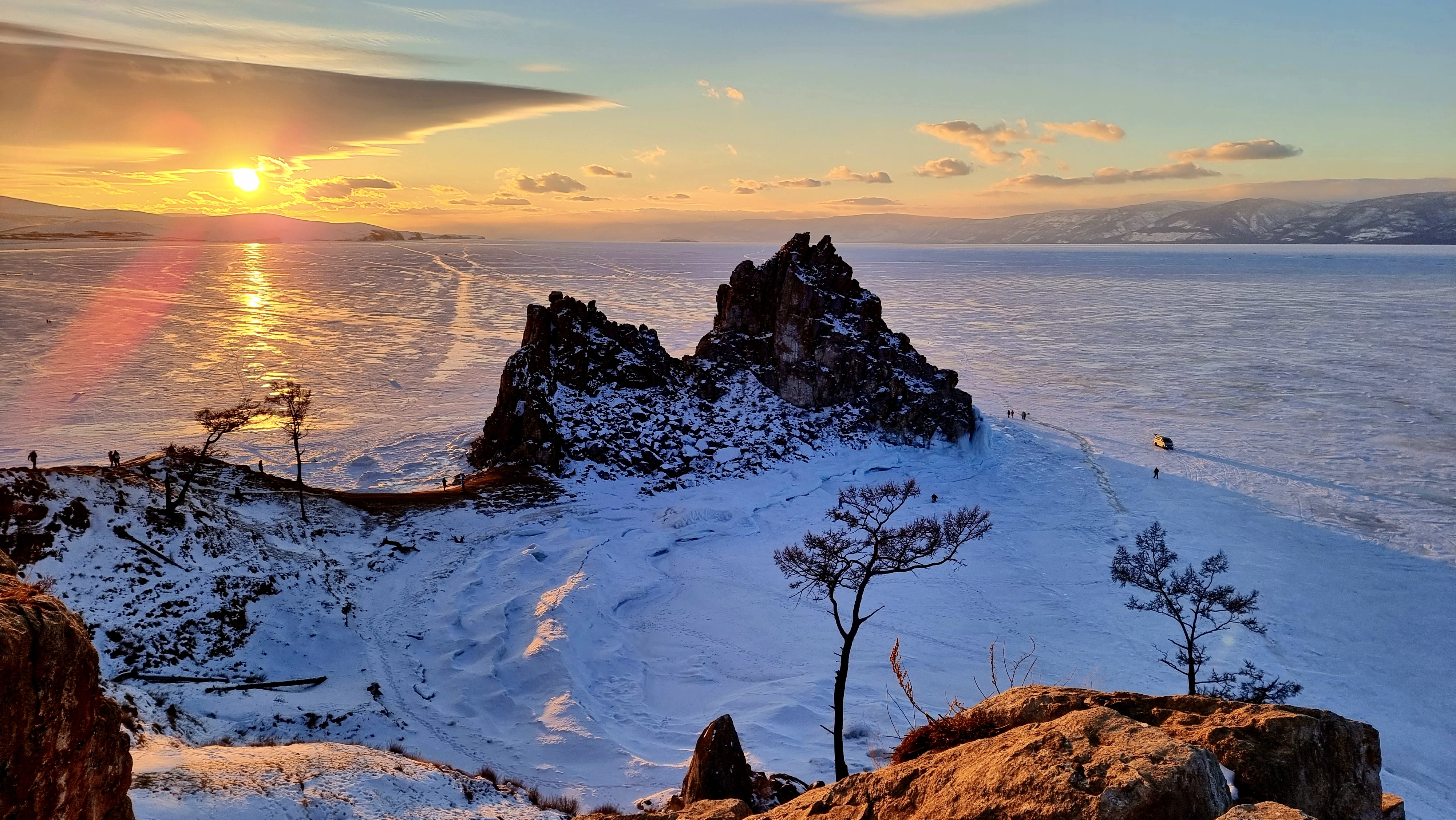 Байкал и остров Ольхон + Хивус на закате, комфорт-тур