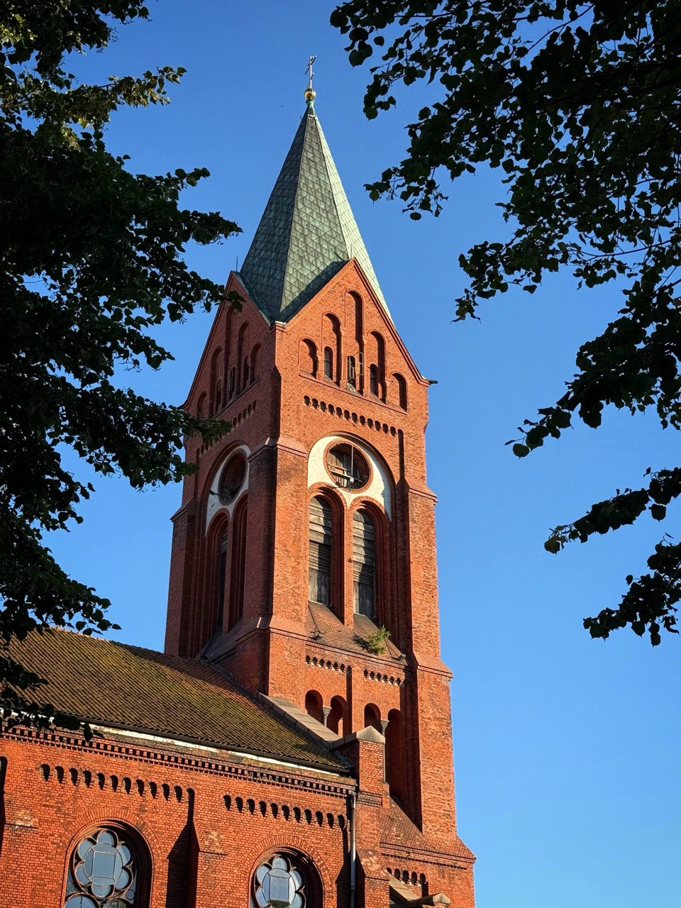 Экскурсия в Черняховск и замок Тапиау (2/10)