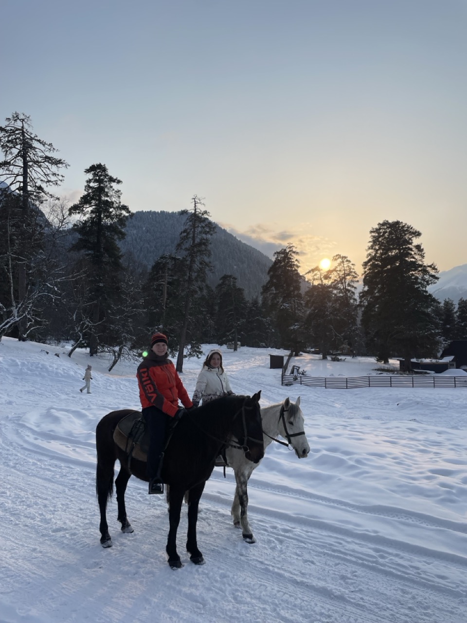 Конный тур в мини-группе Зимний Архыз (21/36)