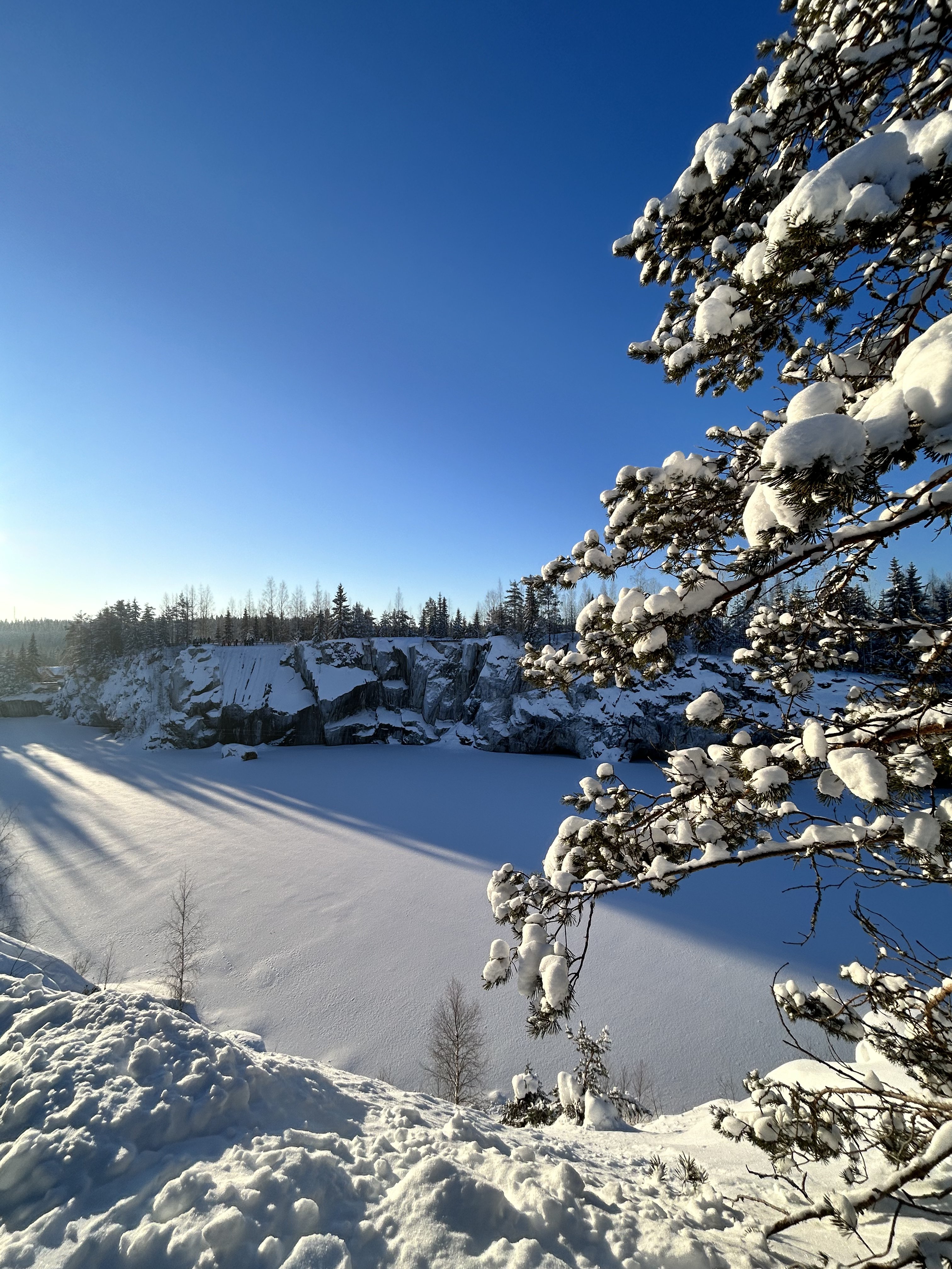 Рускеала, Ахинкоски, Паасо, Хаски