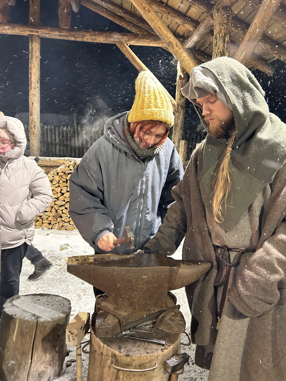 Новый год в Карелии: водопады, олени, ретропоезд! (9/24)