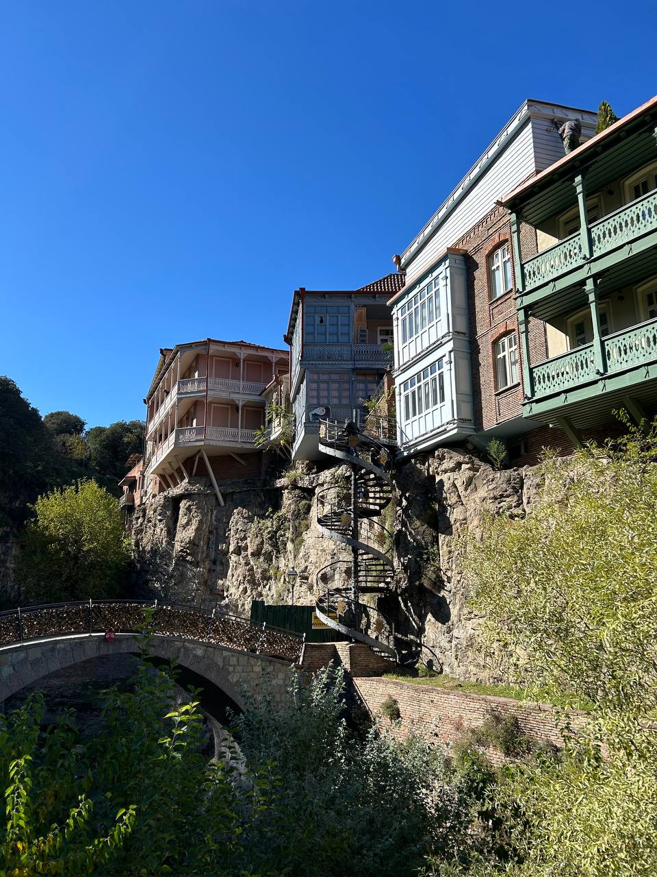 Устроить гастротур, увидеть Топ локации Грузии и перезагрузиться! (8/25)