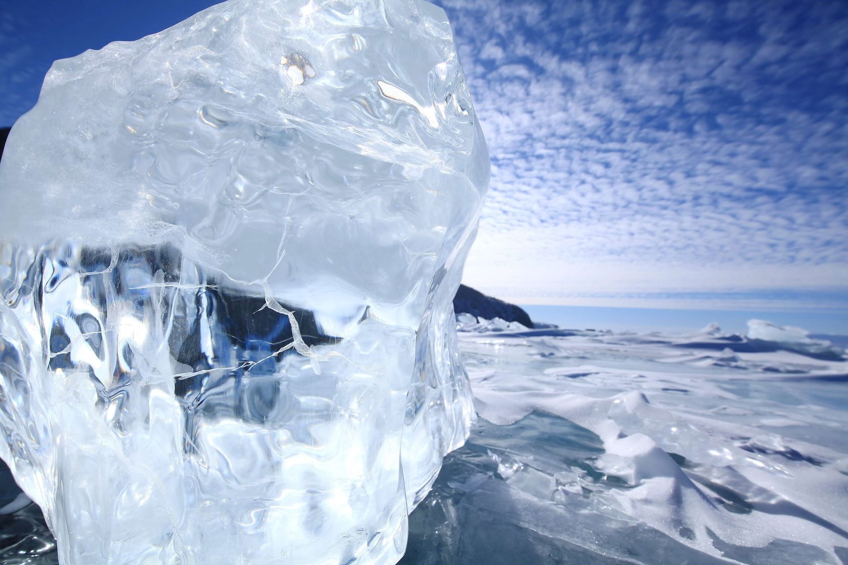 Байкал: чистый лед, горы Бурятии и термальные источники и староверы
