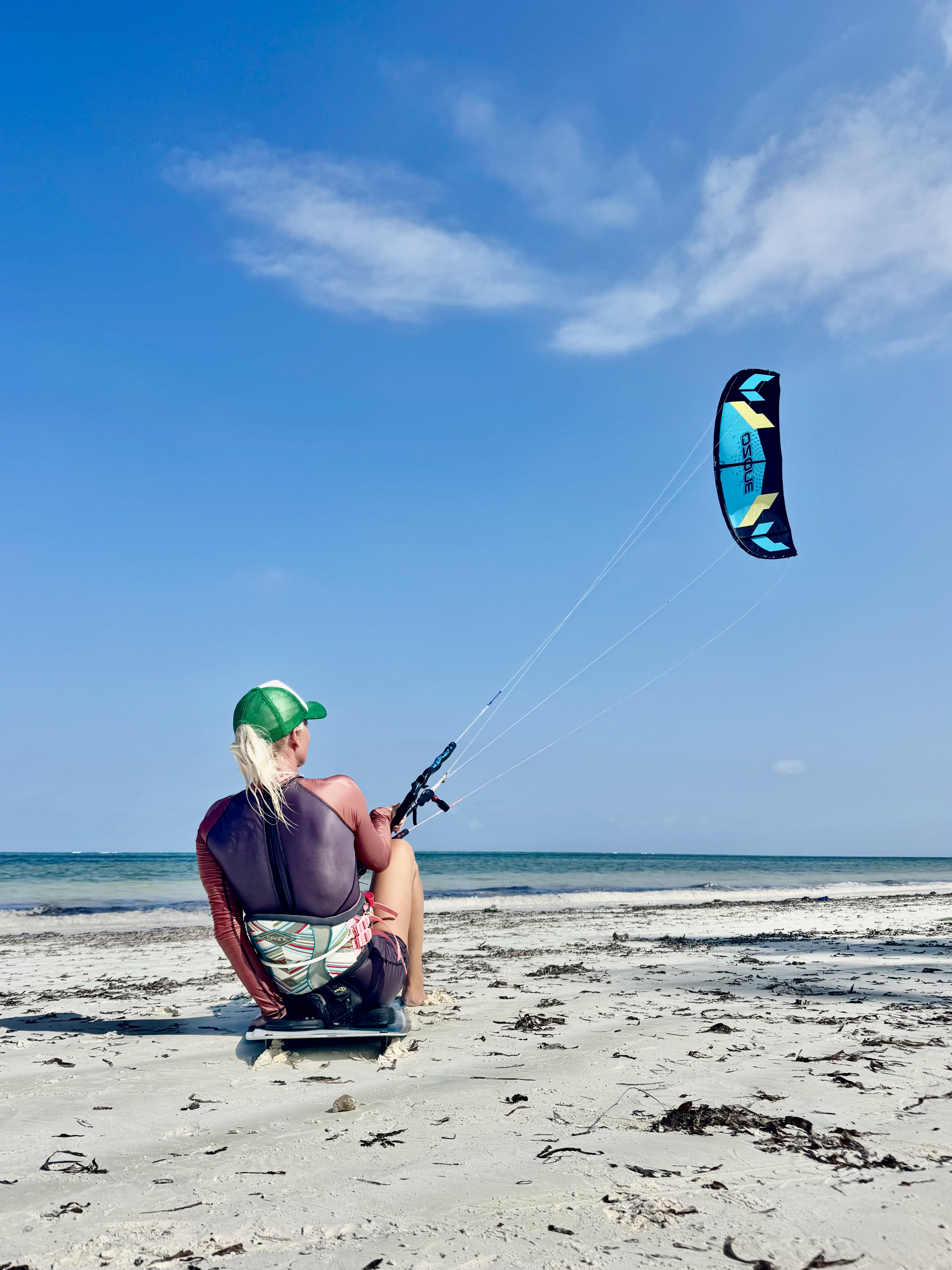 Кайтсерфинг на Занзибаре обучение с 0. Экскурсии и Пляж.