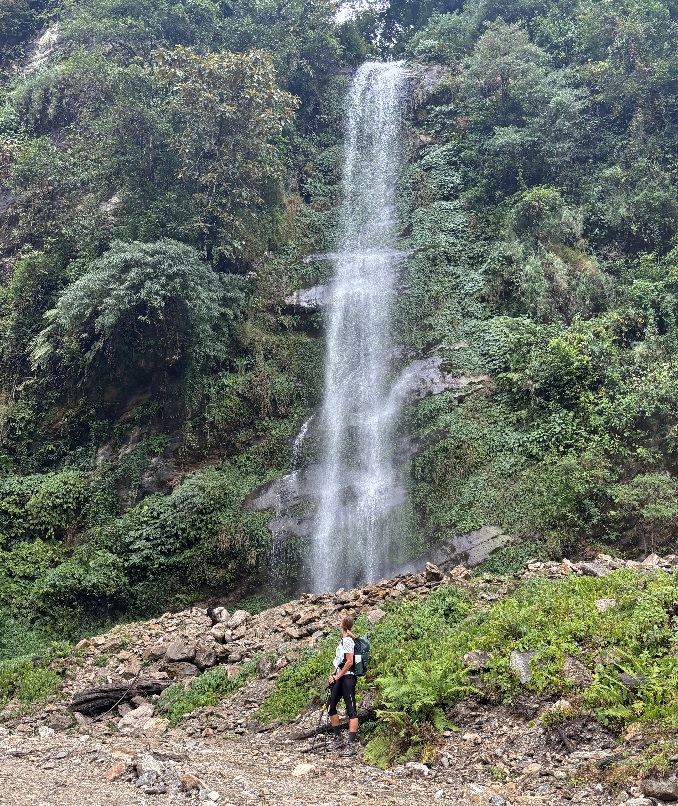 Подъем выше. Переход в Хай Кэмп (3580 м)