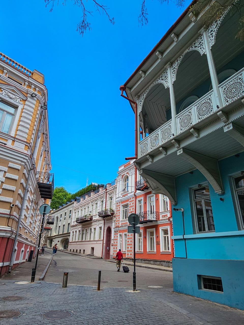 Погружаемся в атмосферу Тбилисских улочек