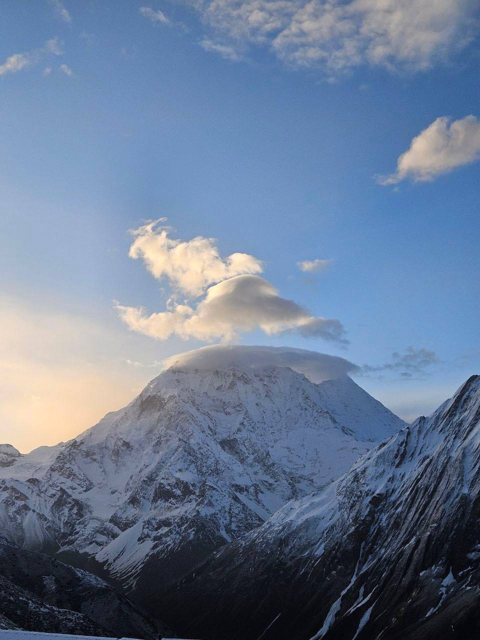 Подъем выше. Переход в Хай Кэмп (3580 м)