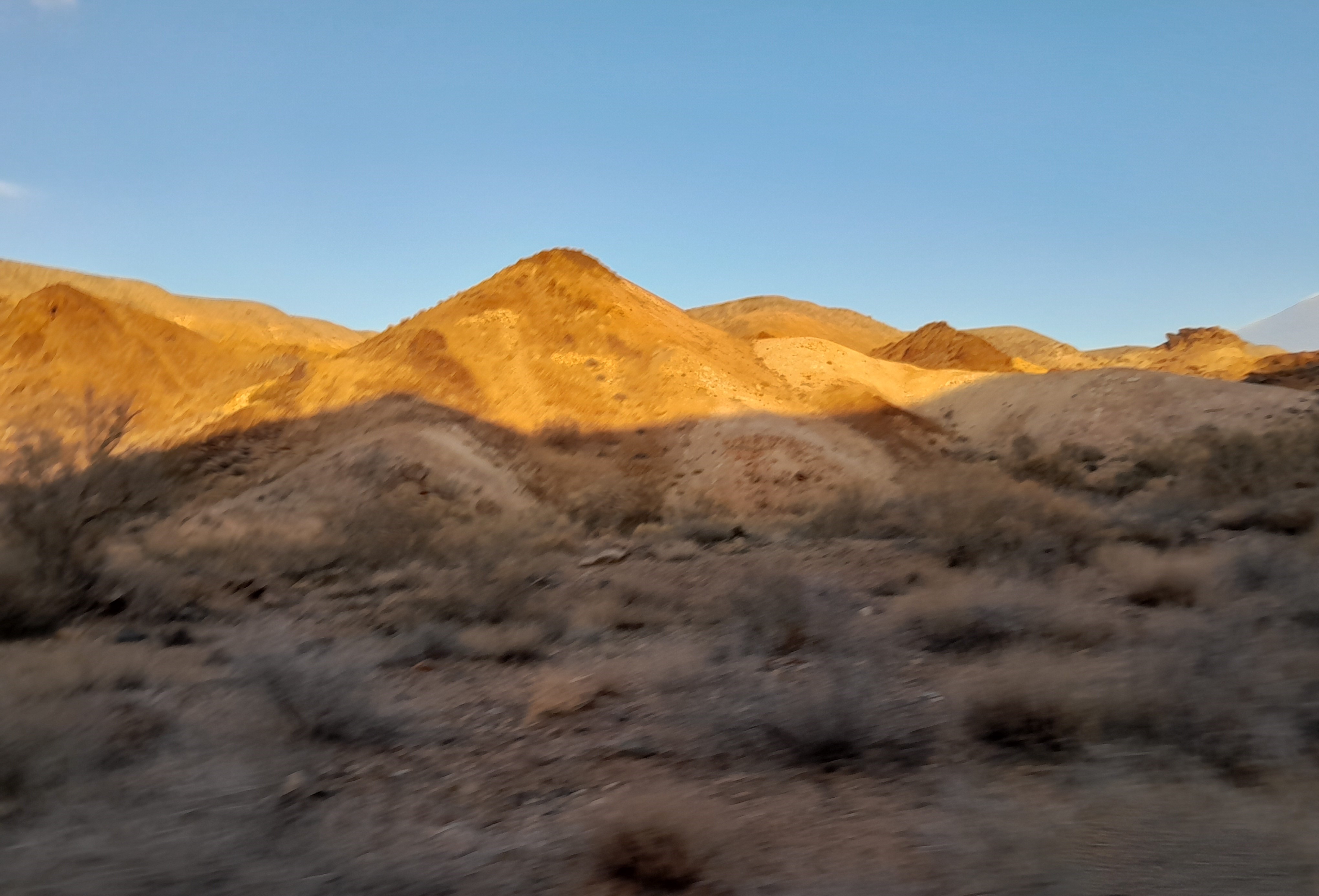 Тур от Красных гор до Чарынского каньона с ночевкой на горячих источниках (13/25)