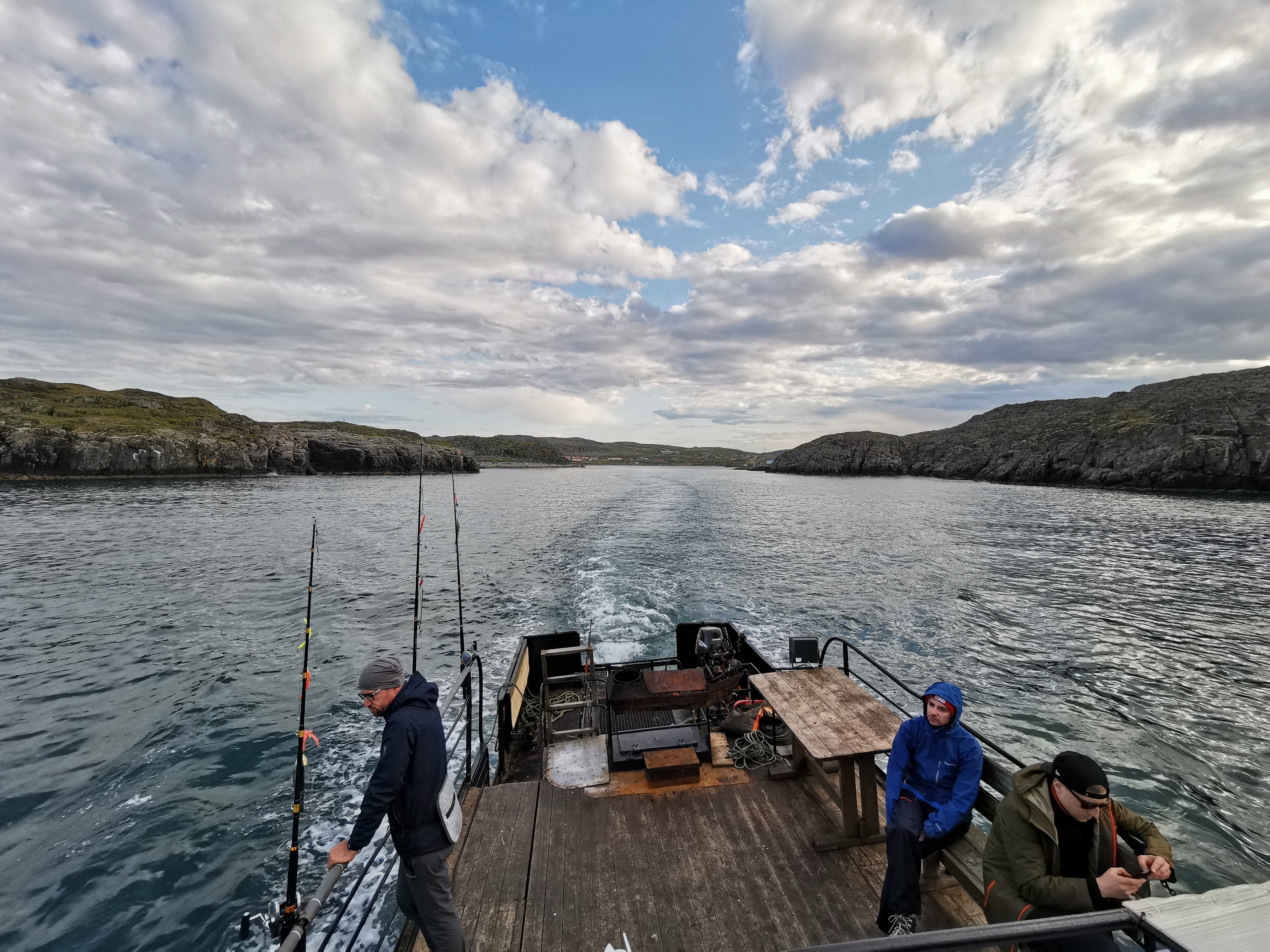 Териберка, Дальние Зеленцы и морское путешествие в поисках китов (10/22)