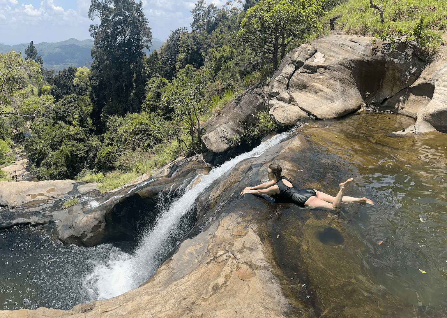 Колоритный Цейлон: слоны, храмы, чайные плантации и пляжный отдых. (9/54)