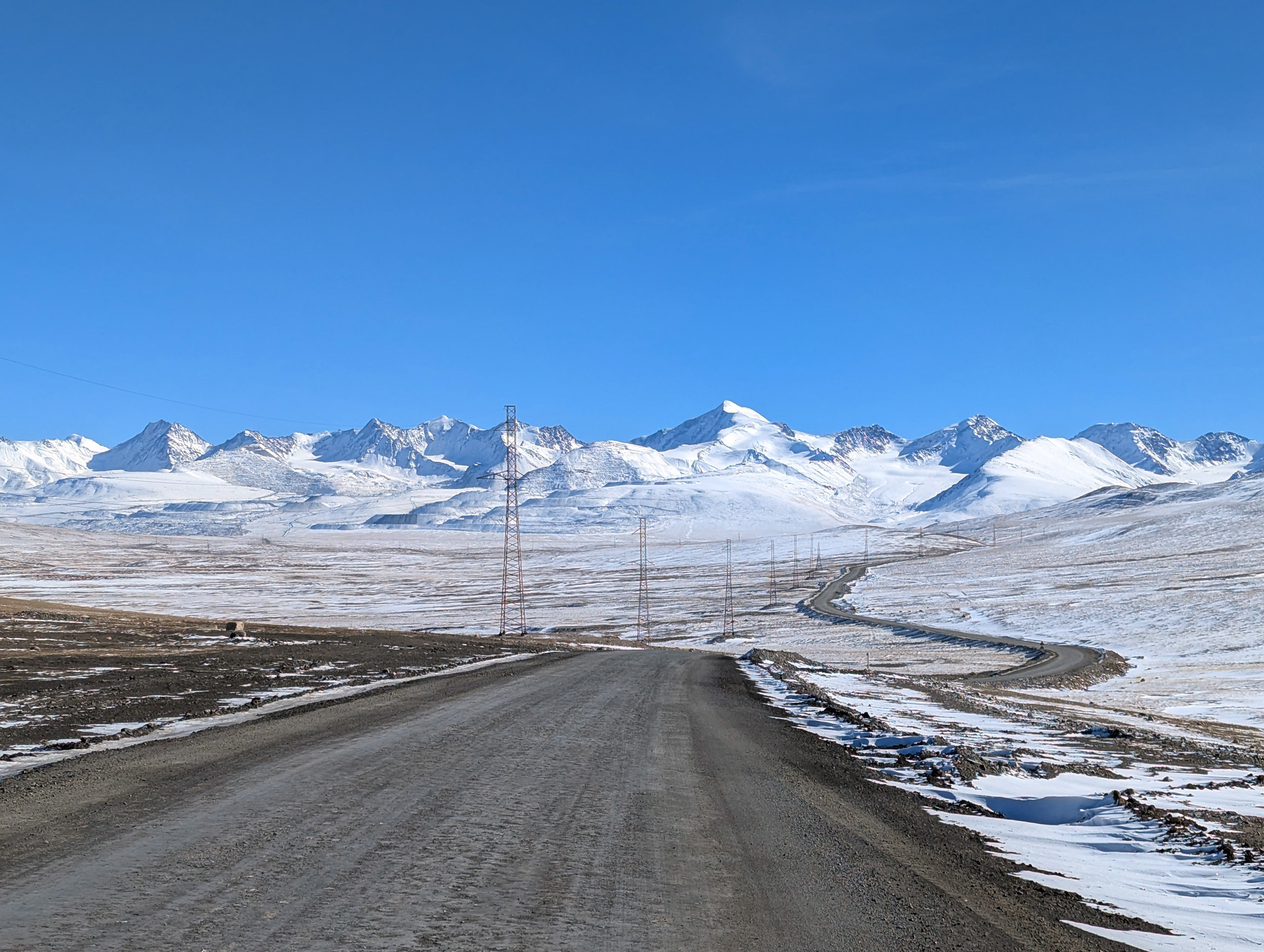 Красоты Тянь-Шаня. Из Казахстана в Кыргызстан и обратно. Две страны Центральной Азии. (16/45)