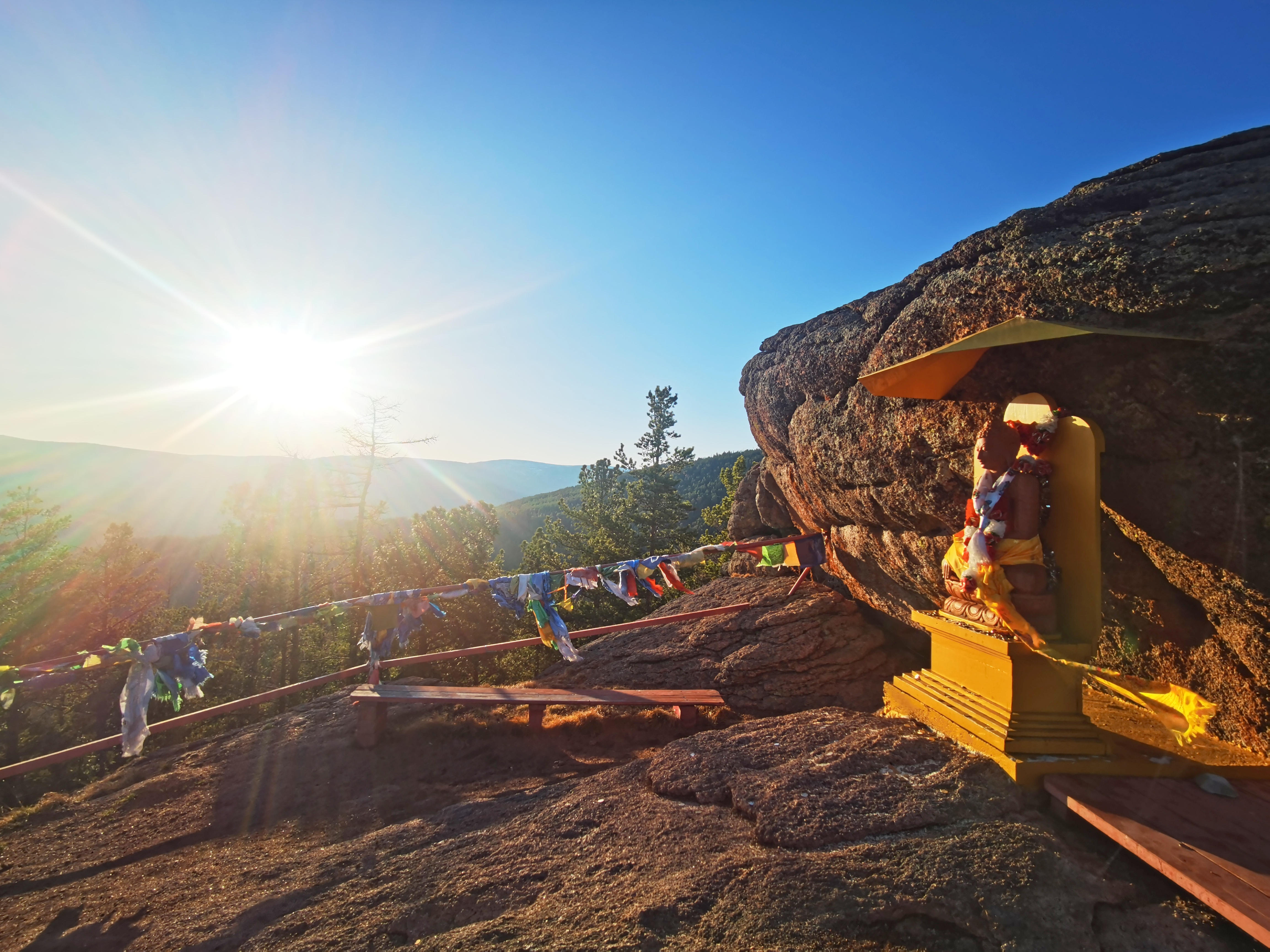 Путь к большому Будде и кора у самой большой ступы в России (8/29)