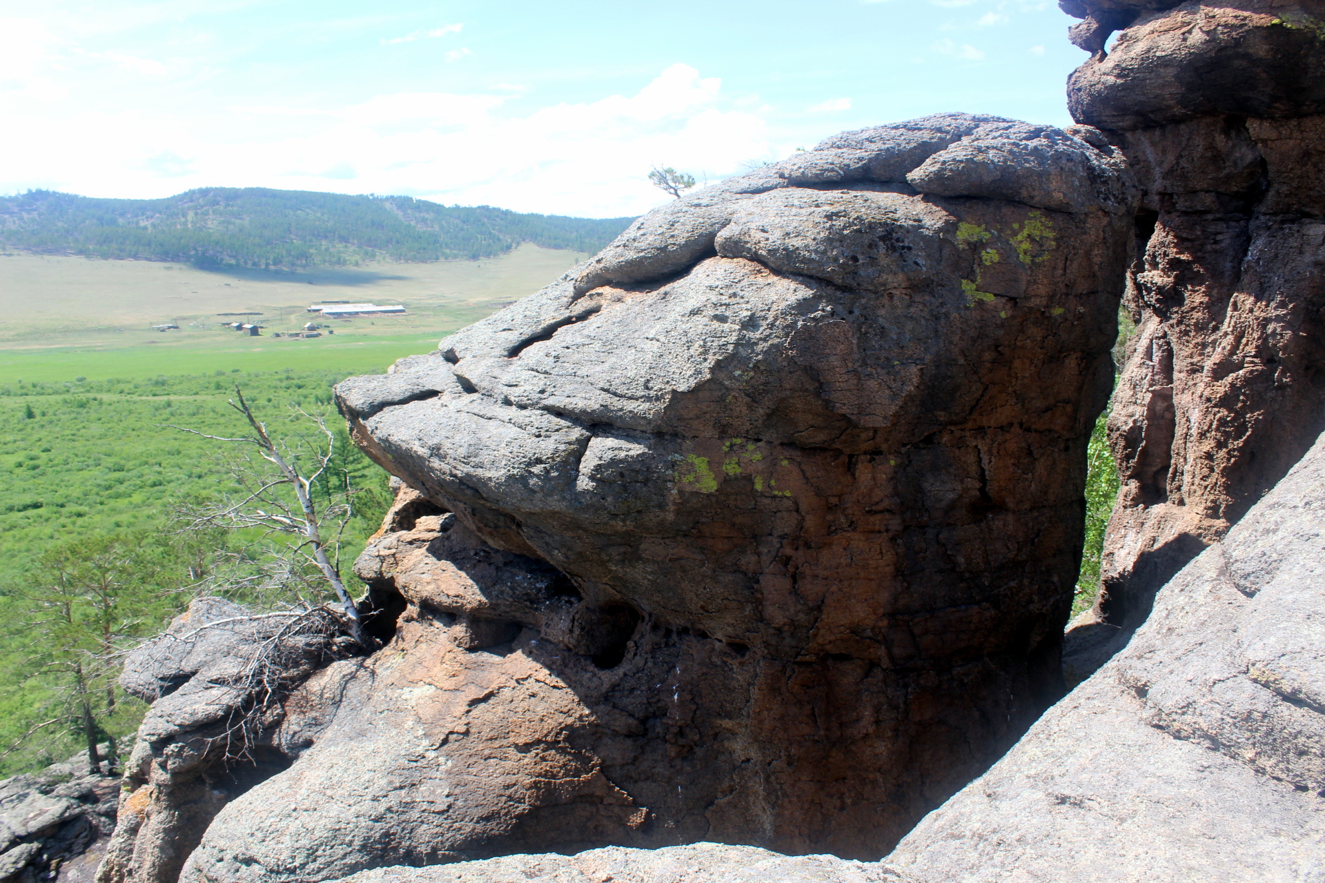 Путь к большому Будде и кора у самой большой ступы в России (15/29)