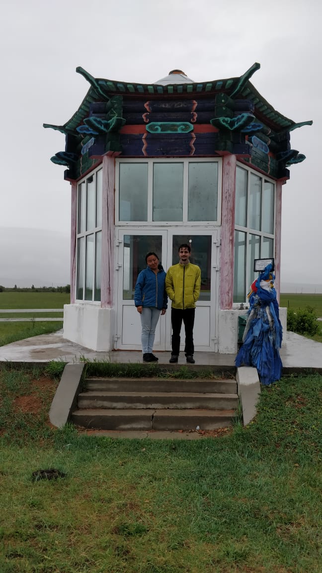 Путь к большому Будде и кора у самой большой ступы в России (17/29)