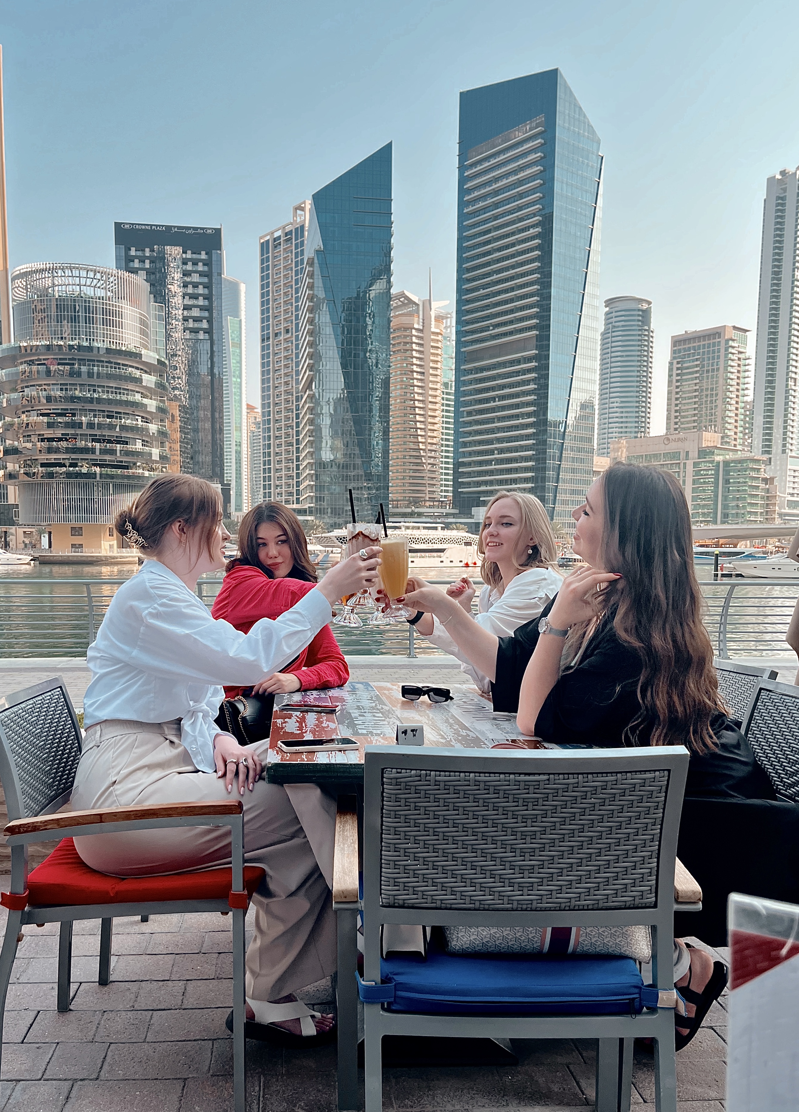 8 марта в Оаэ - твой идеальный girls trip