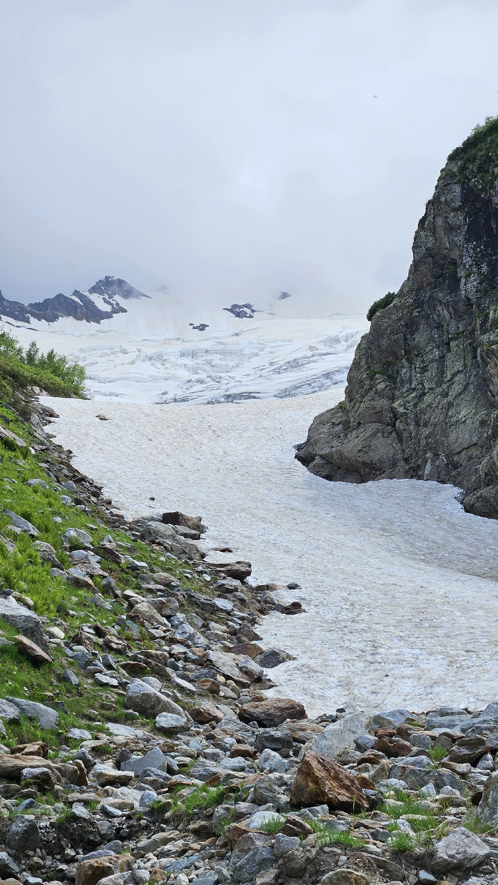 Домбай. Горный лагерь в палатках (8/20)