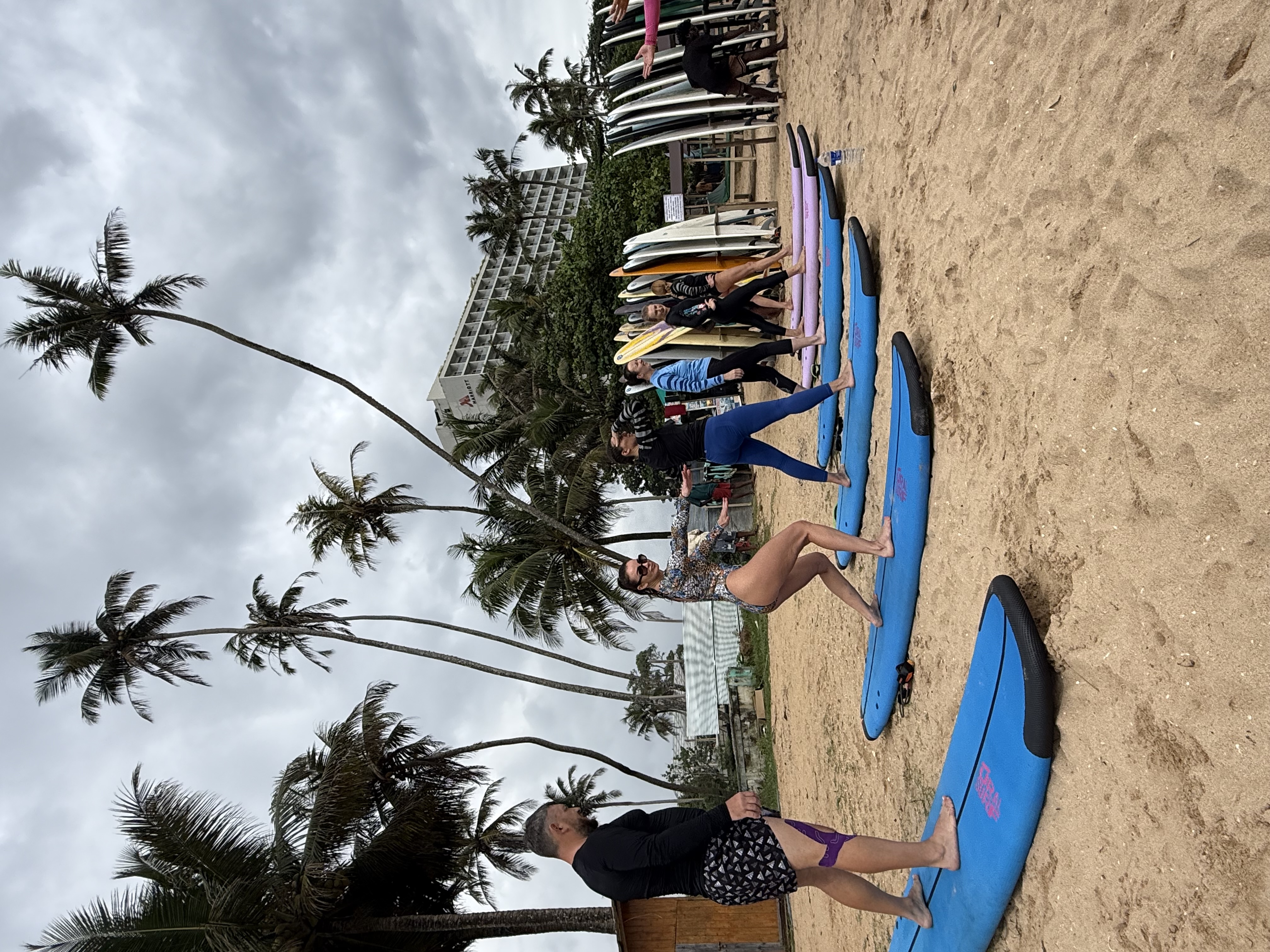 Серфинг. Pool party