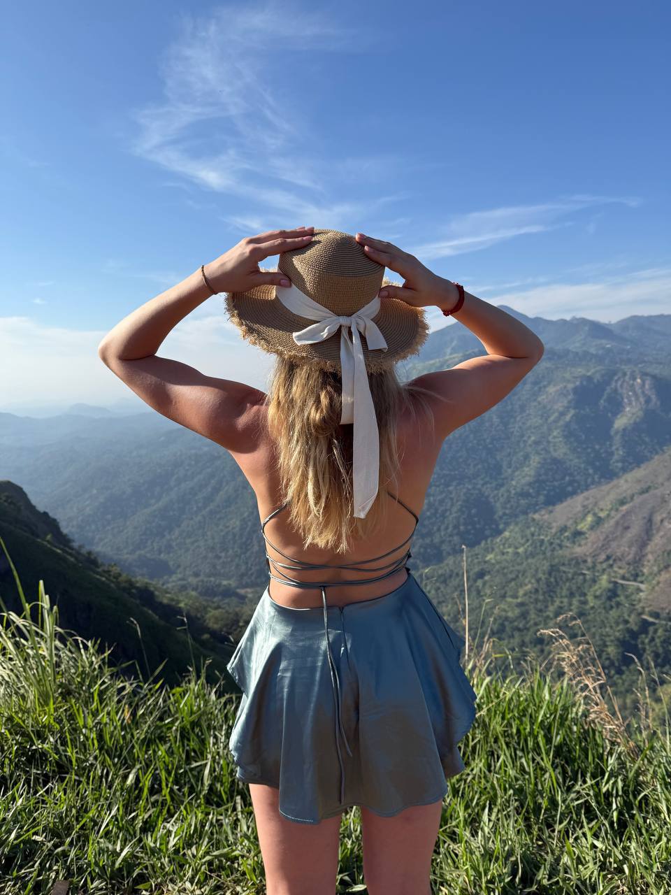 Индивидуальная экскурсия Элла и Ravana pool club (11/12)