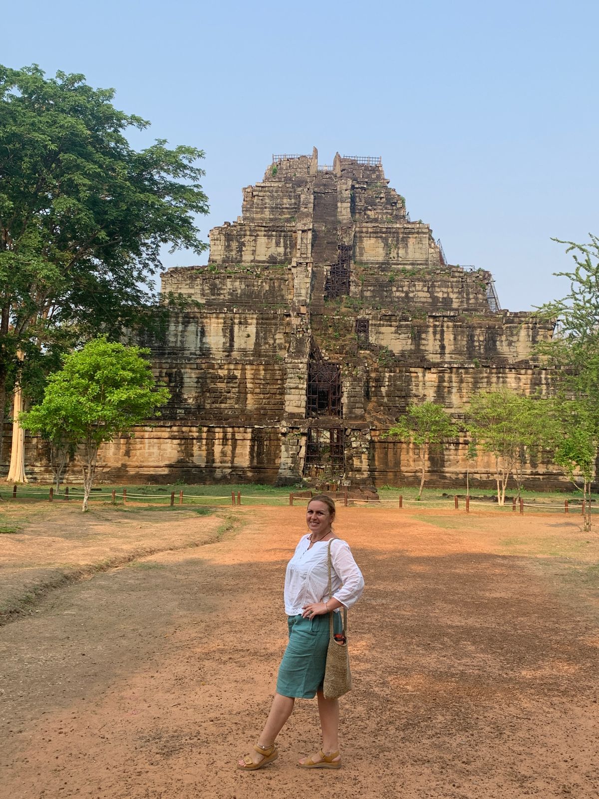 Мистическая Камбоджа. Полное погружение. (2/42)