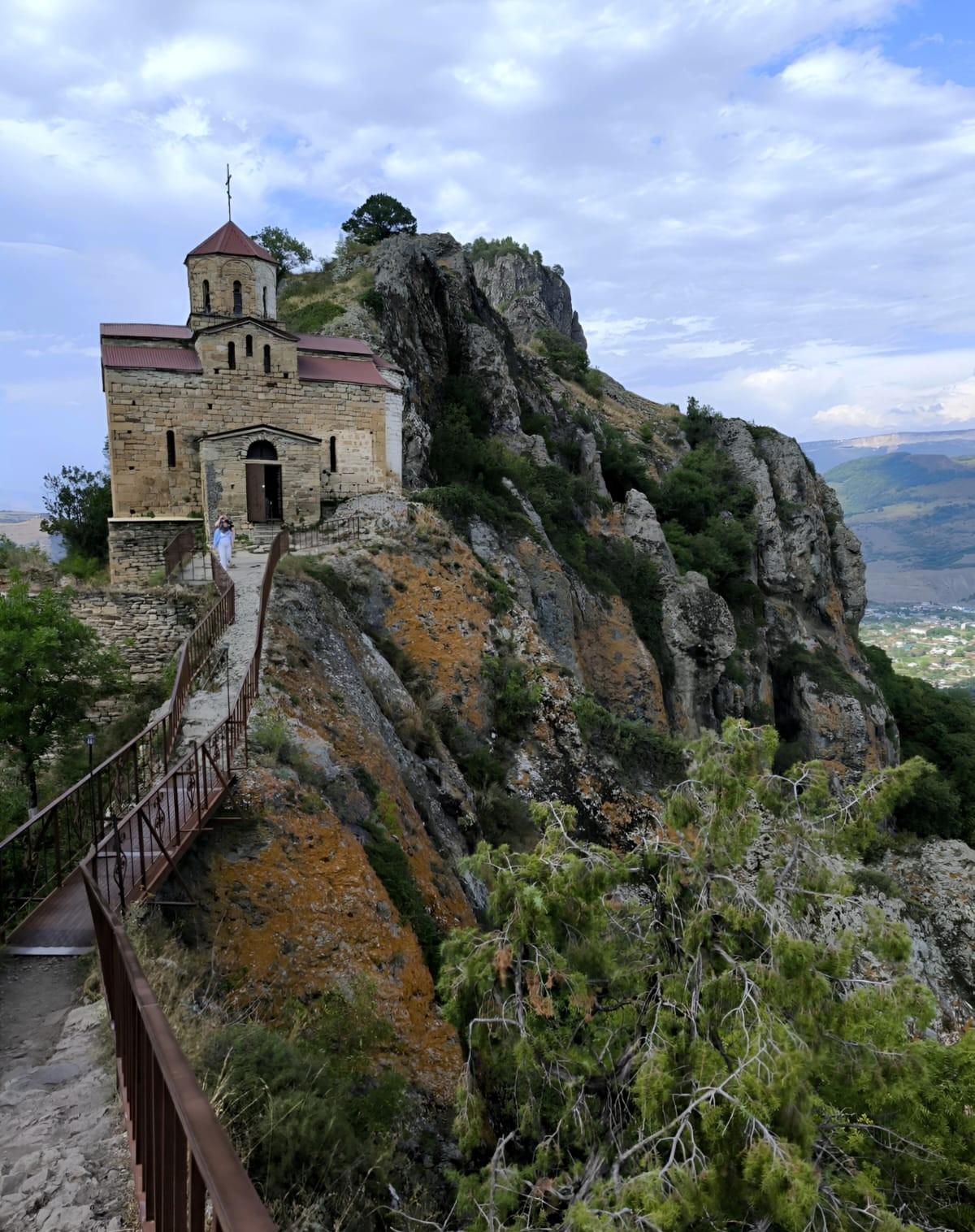 Сказочный Домбай из Кисловодска (6/13)