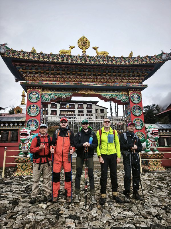 Поход по Непалу: базовый лагерь Эвереста + восхождение на Кала Паттар (3/11)