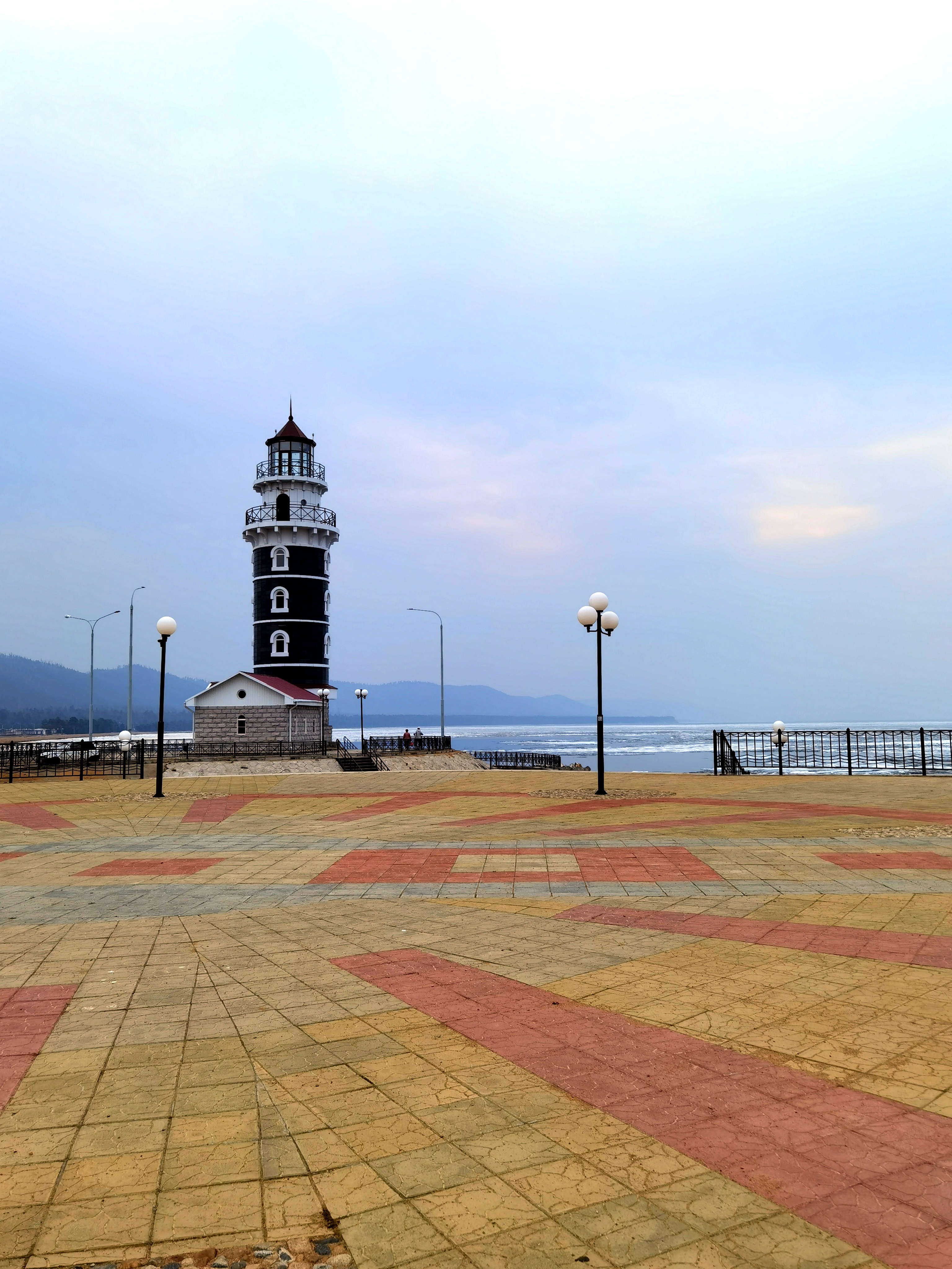 Максимум Байкала: Маяк в Турке, бассейн в Горячинске и многое другое (2/16)