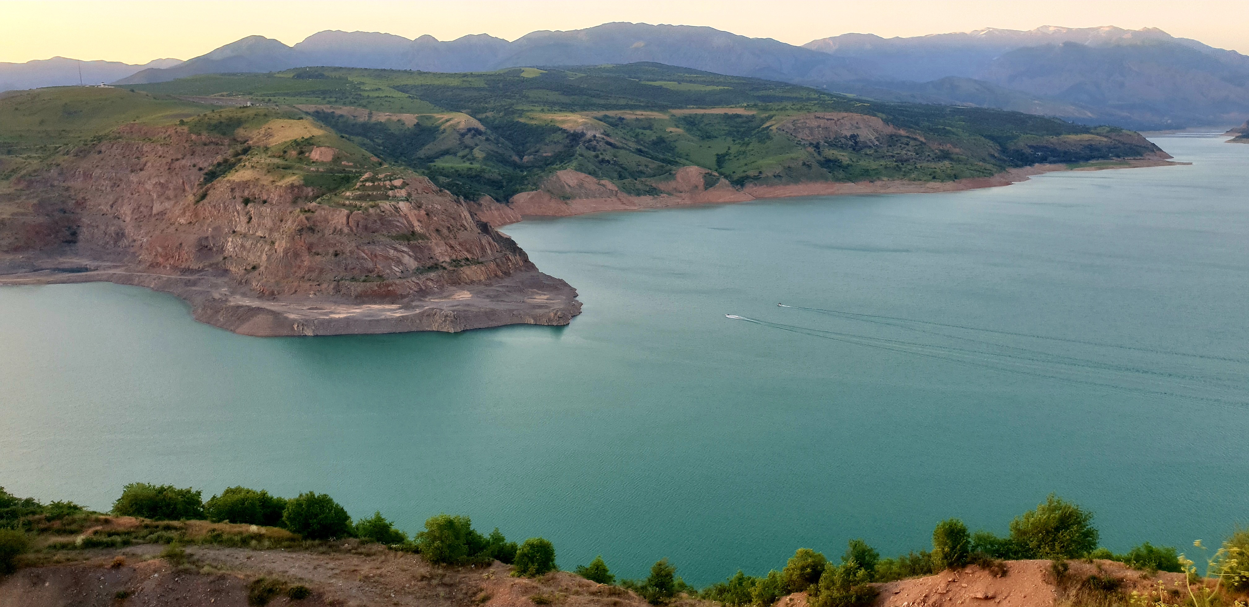 Летний тур Города, заповедники, горы, походы, история и релакс