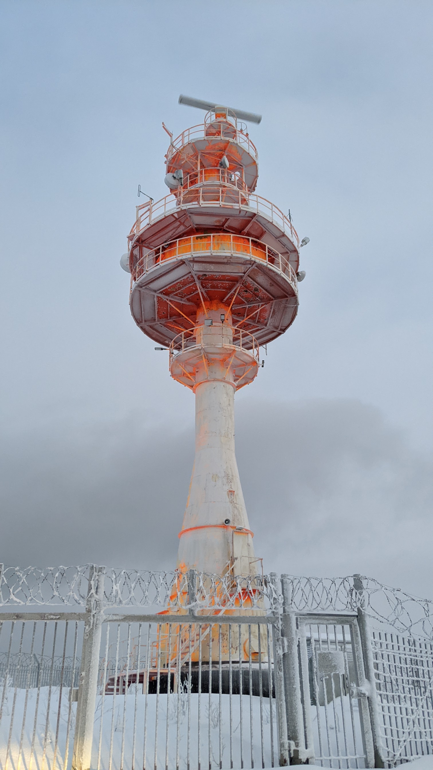 Прибрежный Мурманск с западной стороны (17/21)