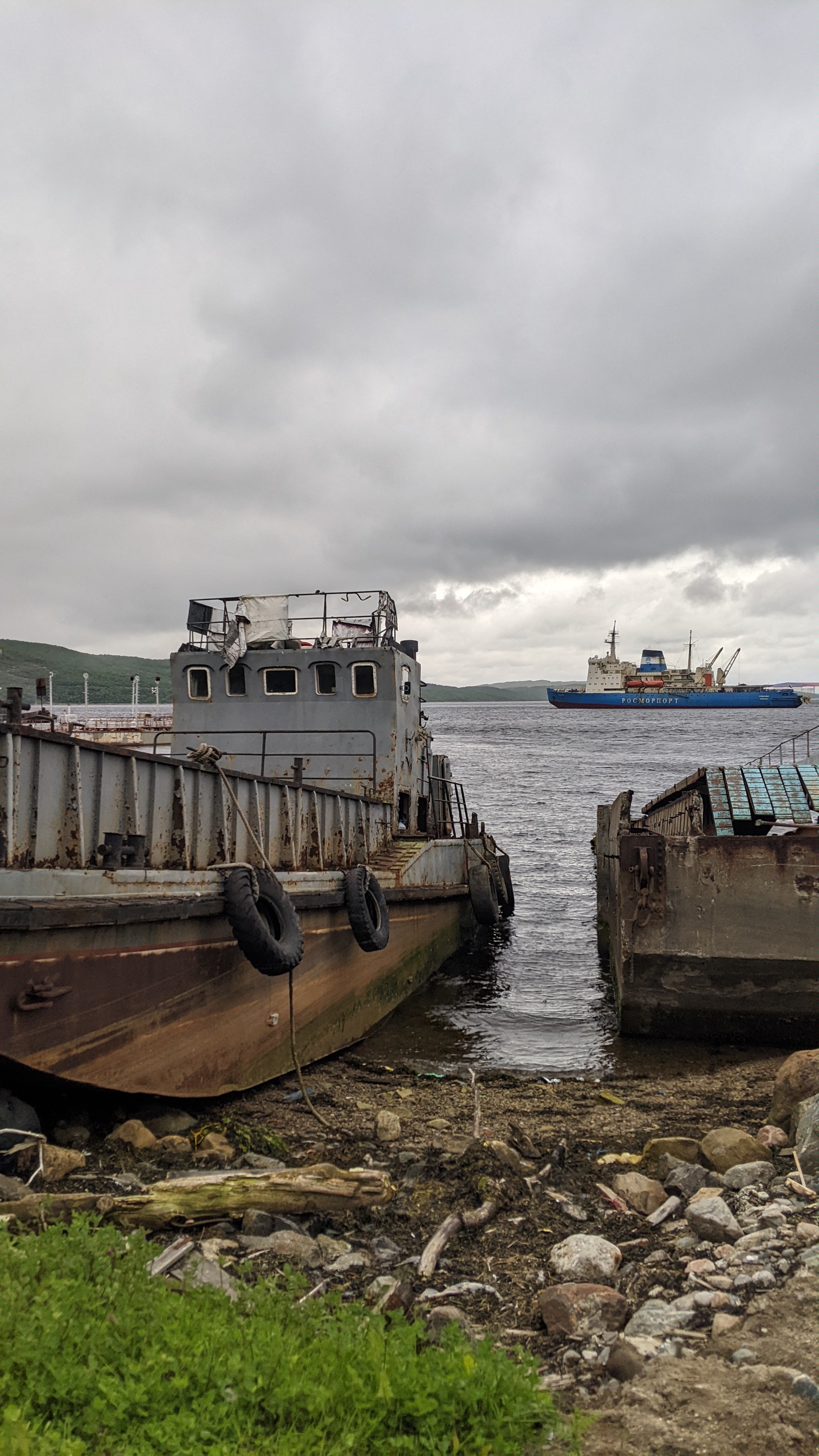 Прибрежный Мурманск с западной стороны (8/21)